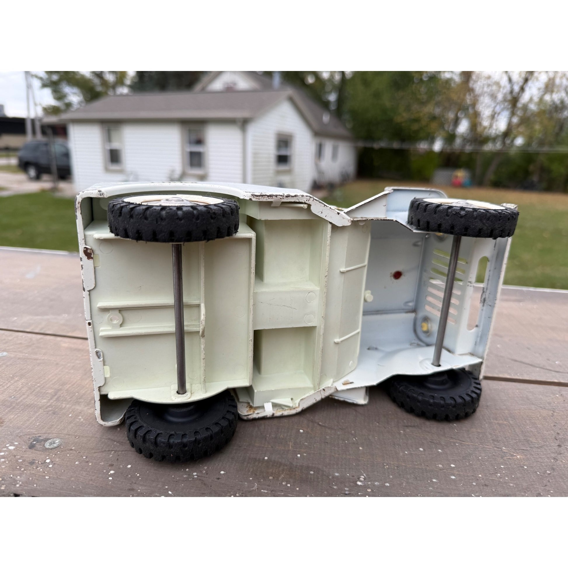 Vintage Tonka White Police Jeep Willys Pressed Steel Toy