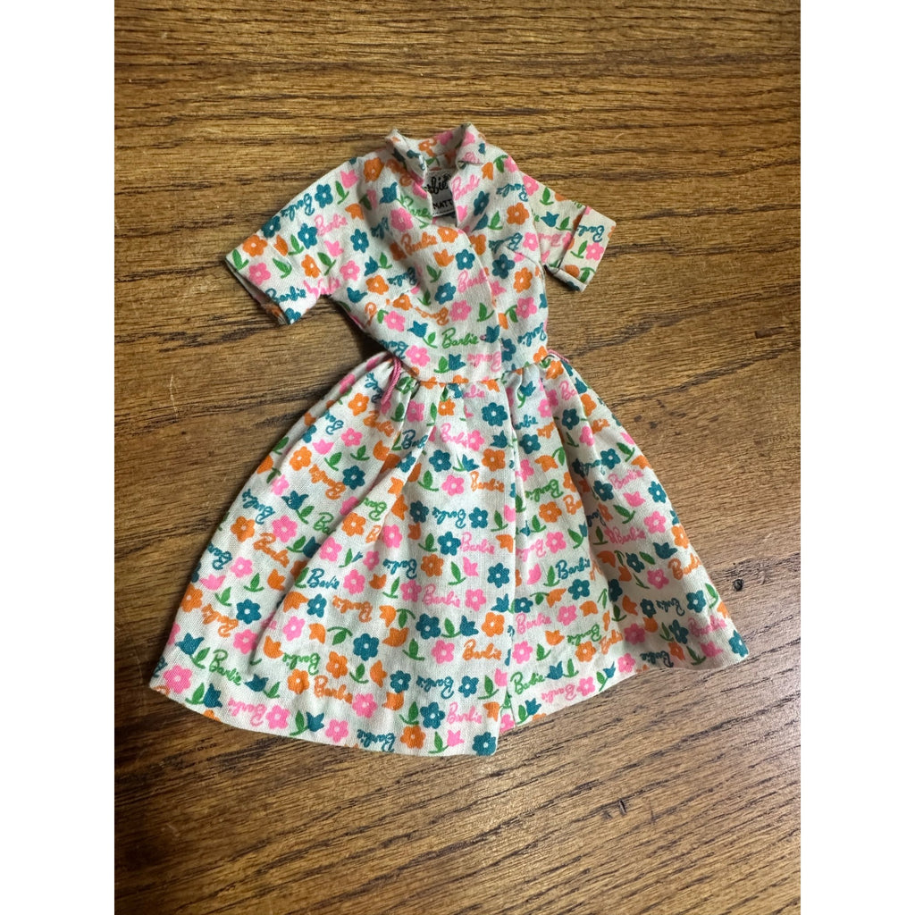 Barbie #1673 "Learns To Cook" Lunchtime Outfit - 1965 - Dress Only