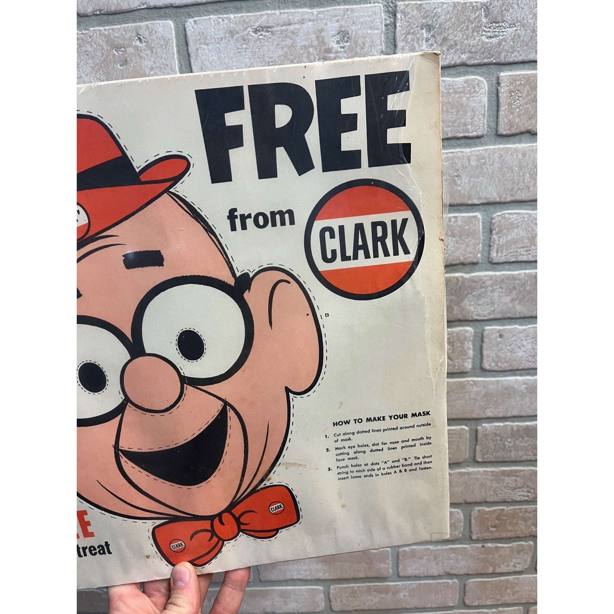 Clark Gas Station Advertising Halloween Mask Fizbee 1960 RARE Clark Advertising