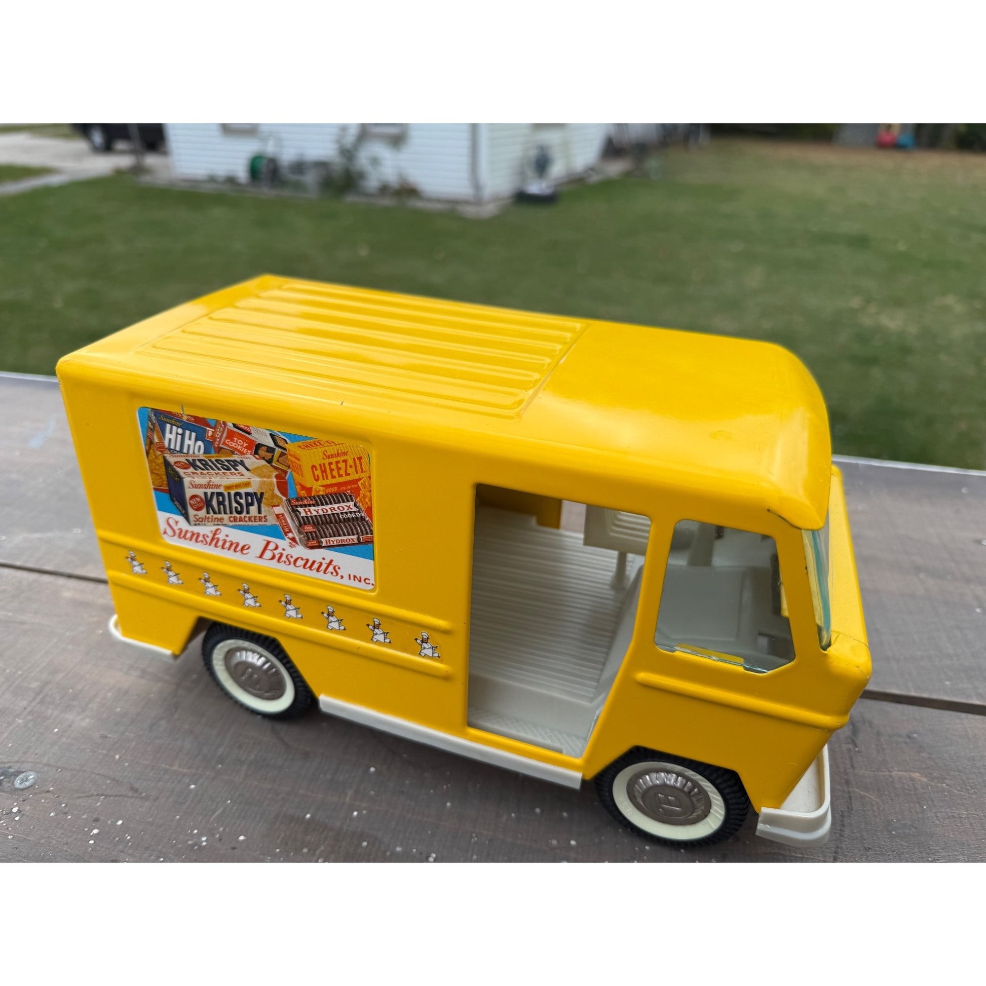 Vintage Buddy L Sunshine Biscuits Bakery Delivery Van Truck Pressed Steel Toy