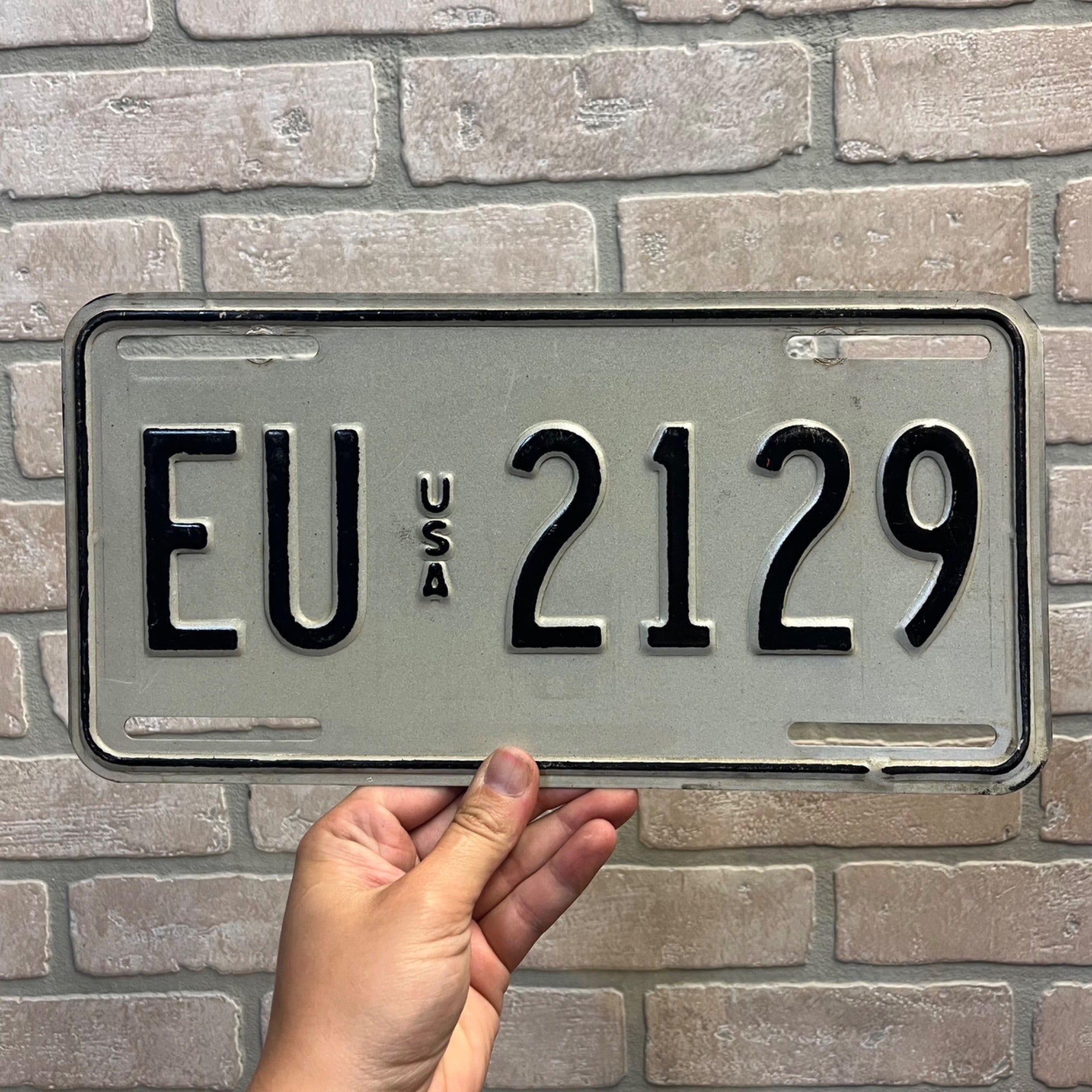 Original 1990s US Forces In Germany Europe USA License Plate #EU 2129 Vintage