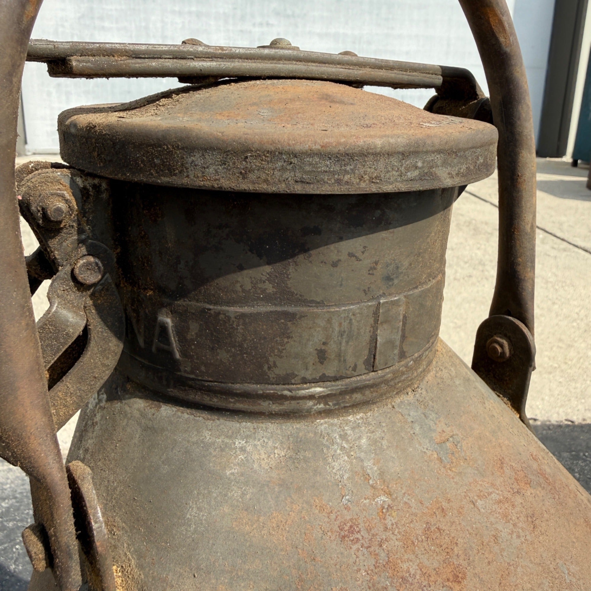 VINTAGE ANTIQUE STANDARD OIL IND 5 GAL LIQUID MEASURE CAN JUG