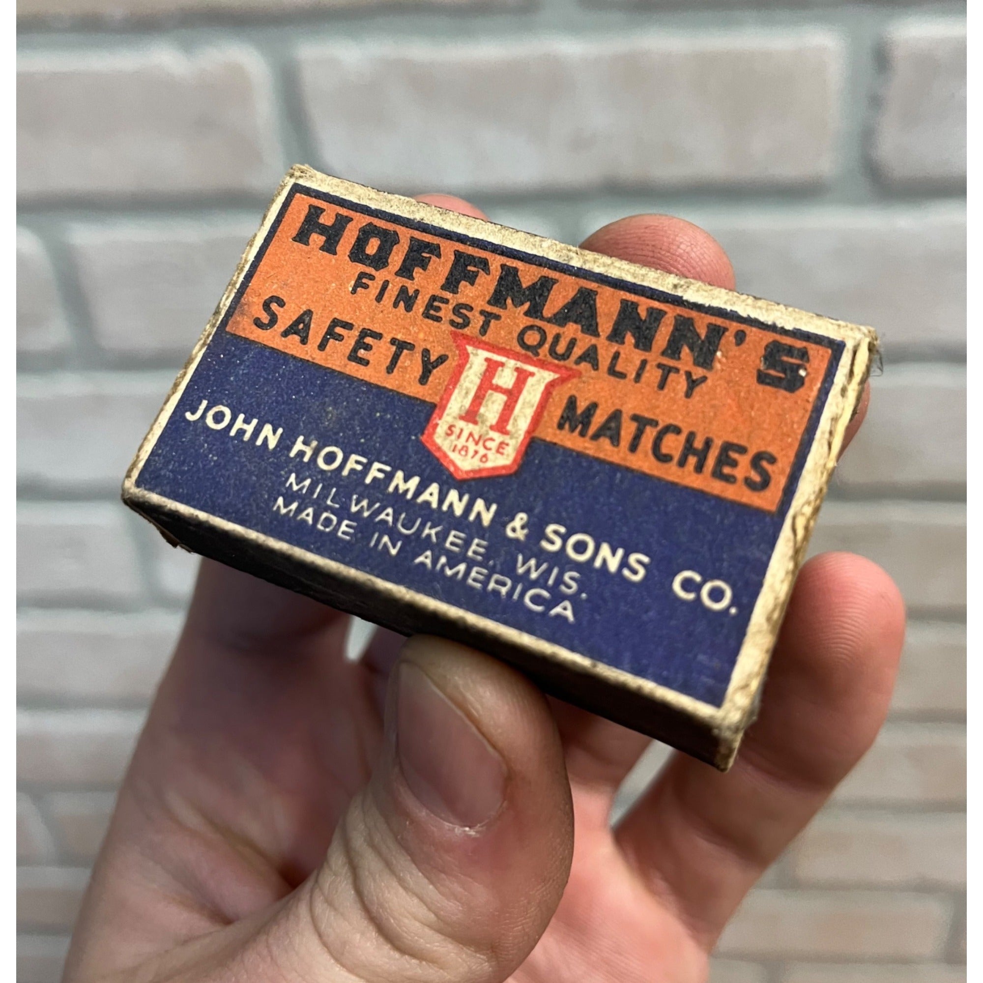 Vintage 1930s John Hoffmann & Sons Co. Safety Matches Box Milwaukee Wis WI