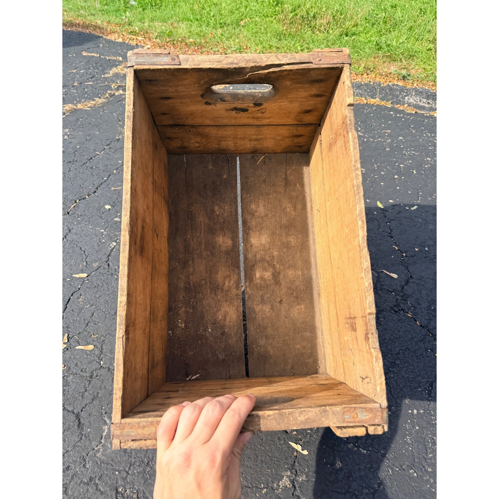 Vintage 1930s Jung Pilsner Beer Crate Random Lake Wisconsin Wis WI