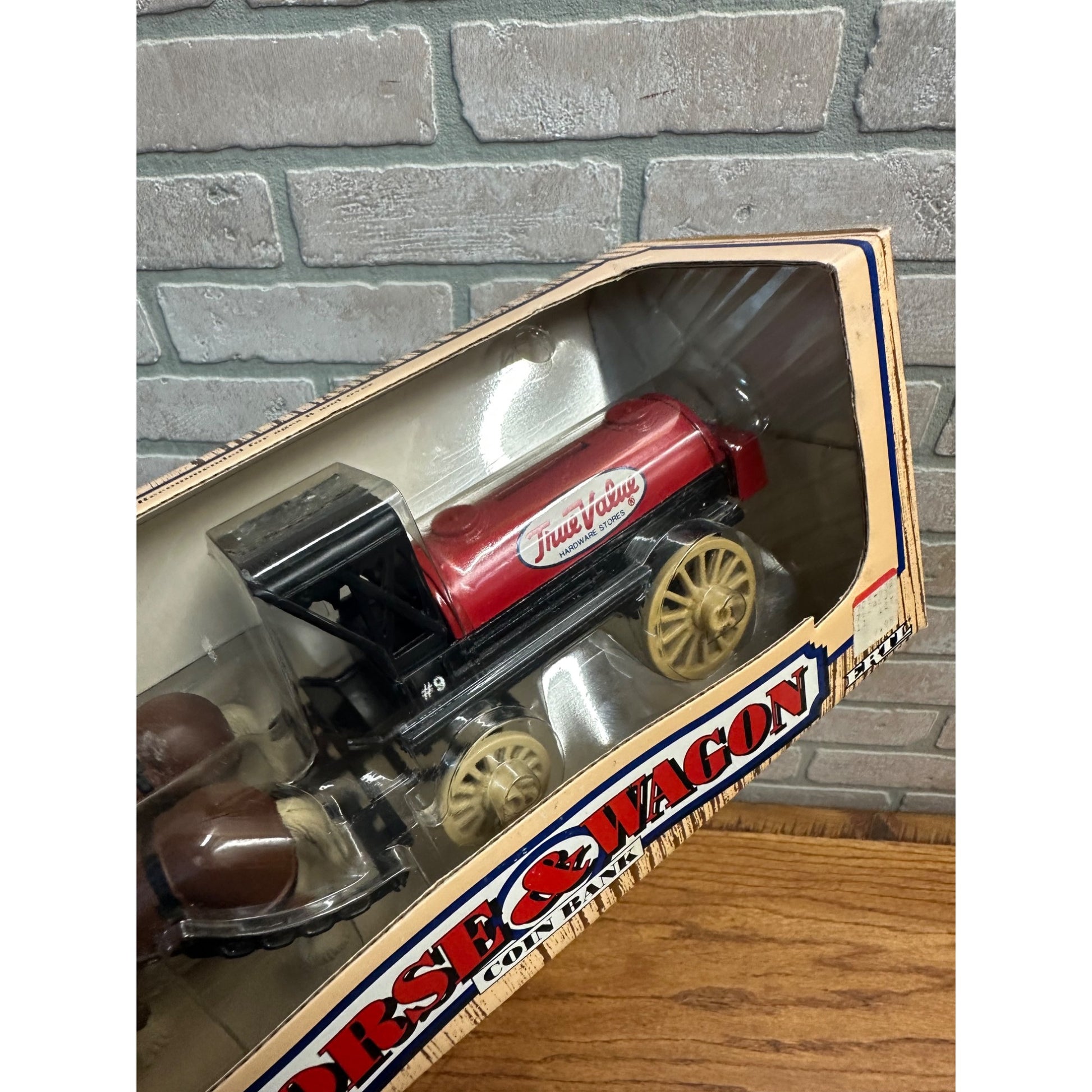 ERTL True Value Hardware Die Cast Horse Tanker Wagon Coin Bank New In Box
