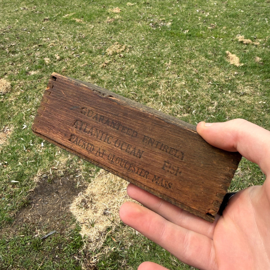 Antique Vintage Bob White Codfish Slide Top Wooden Box Advertising Gloucester MA