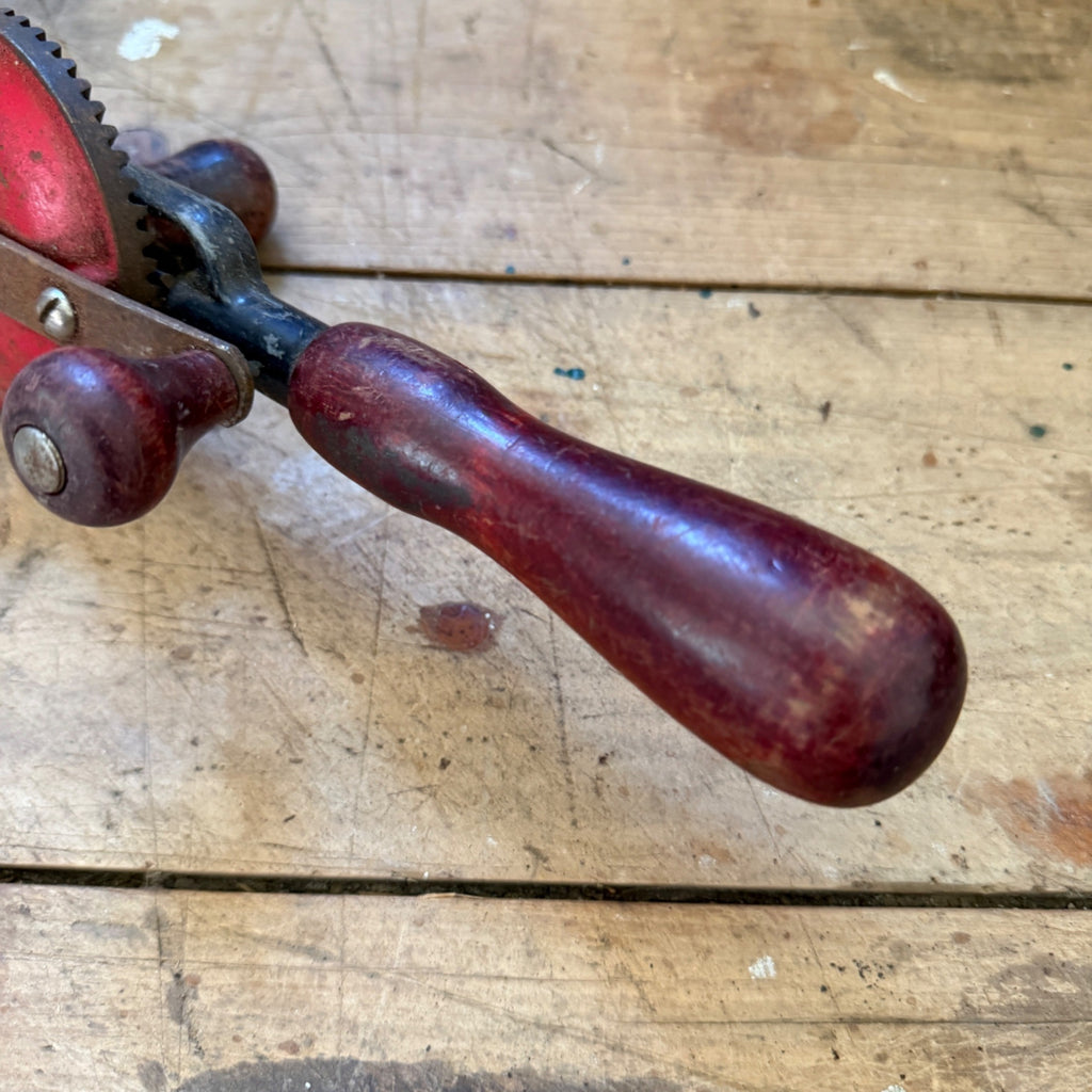 Vintage Millers Falls No 77A Woodworking Eggbeater Hand Drill USA