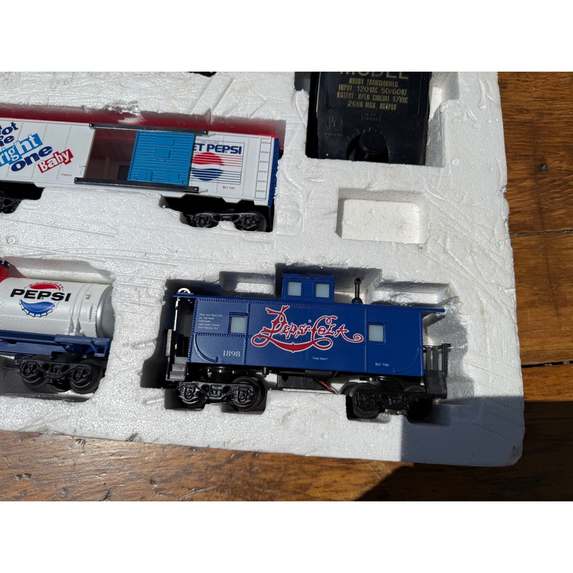 Vintage O-27 Gauge K-Line Pepsi Generation Train Set Complete Set