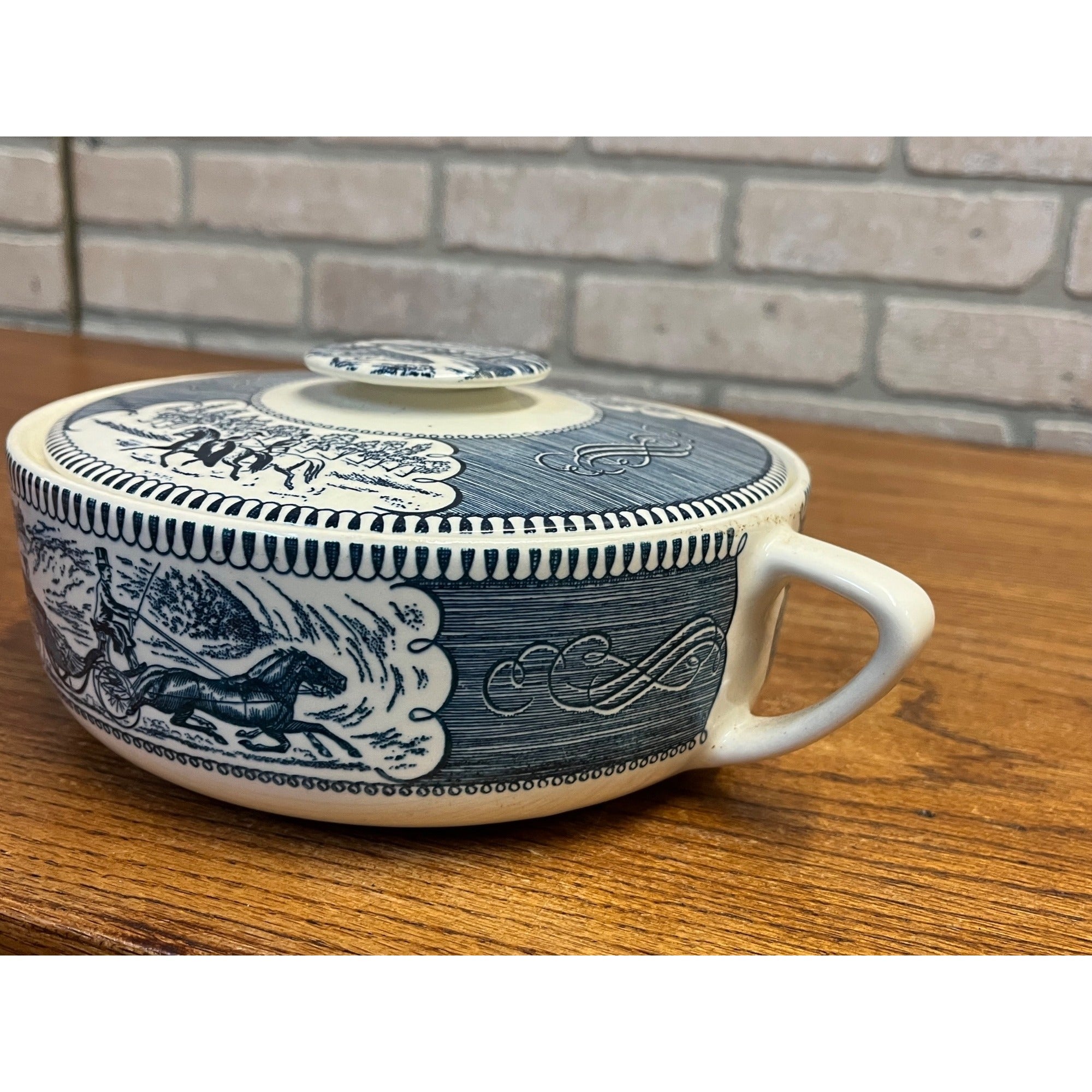Vintage Currier and Ives by Royal China 1.25 QT Round Covered Casserole Dish