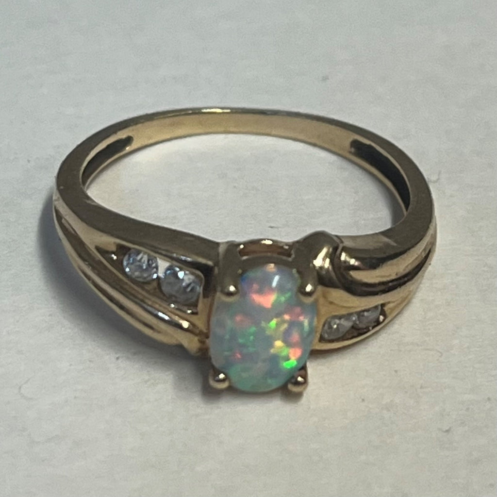 Vintage 10K Gold Oval Opal Ring Estate Jewelry Size 5.75 - 2.19g Grams