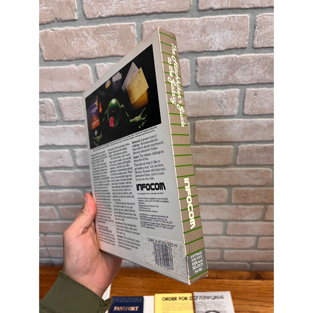 Hitchhiker's Guide to the Galaxy Infocom 1984 PC Big Box Near Complete Feelies