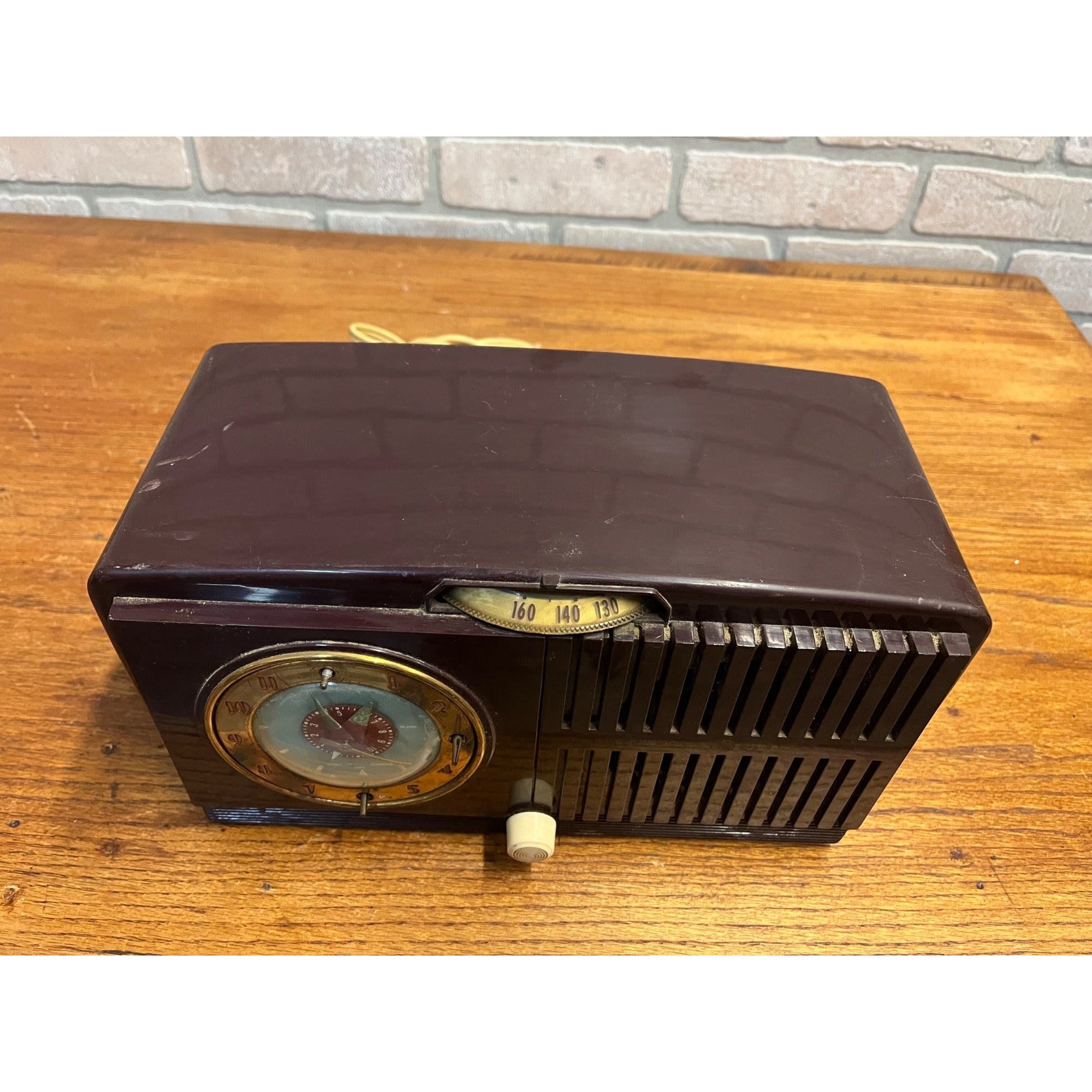 Vintage General Electric Model 516 Alarm Clock Tube Radio Brown - Parts/Repair