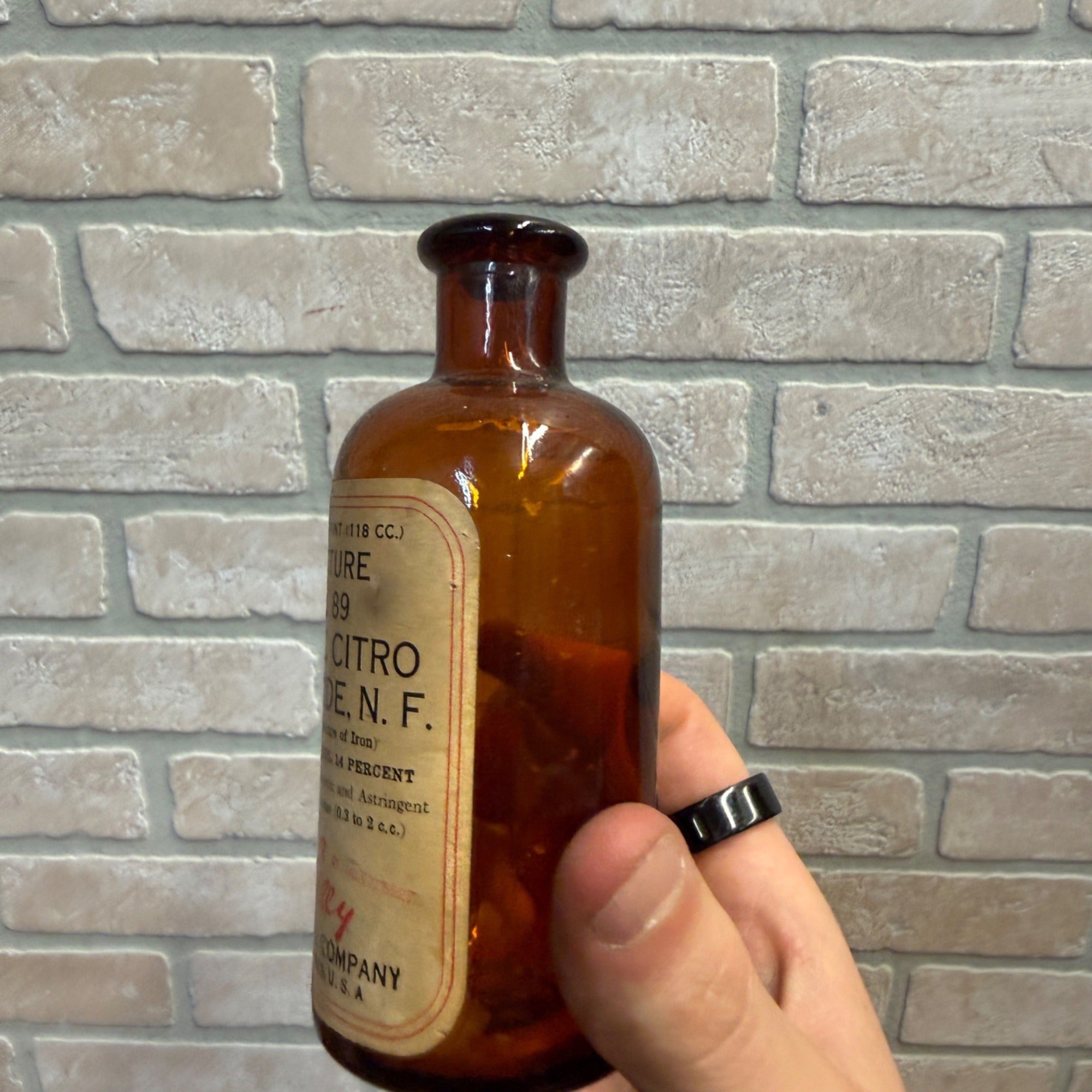 Vintage Amber Glass Bottle With Cork Stopper Tincture No. 89 Ferric Citro Chloride Apothecary Pharmacy Eli Lilly USA