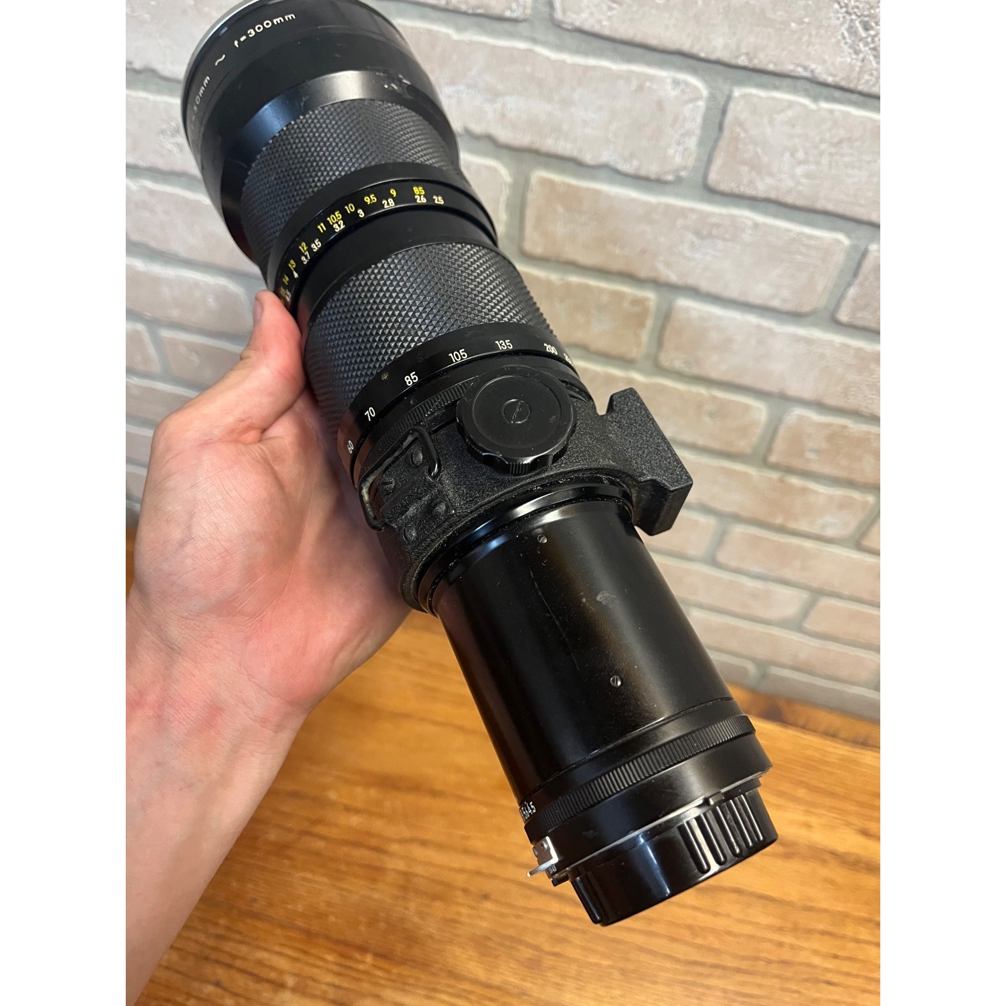 Early Nikon Zoom-Nikkor Auto 50-300mm f/4.5 Pre-AI Nippon Kogaku Lens 751263