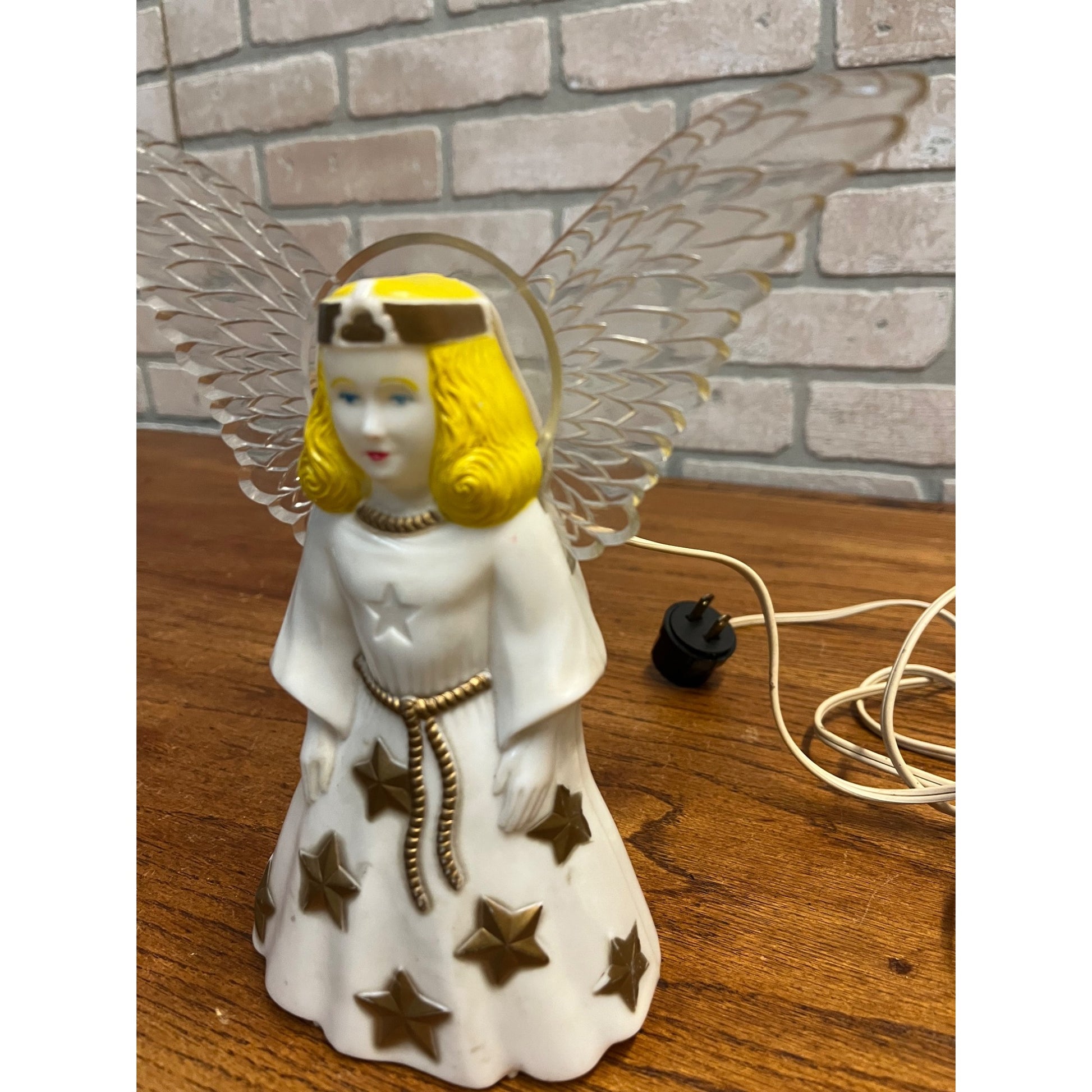 Vintage 1940s Paramount Illuminated Plastic Angel Lighted Tree Topper