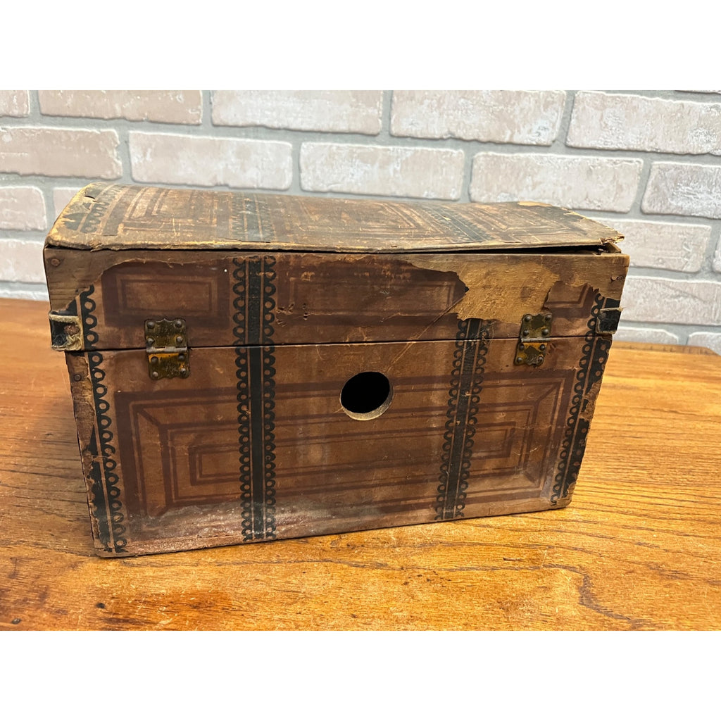 Antique Vintage Child's Trunk Steamer Paper Litho on Wood Doll Clothes Chest