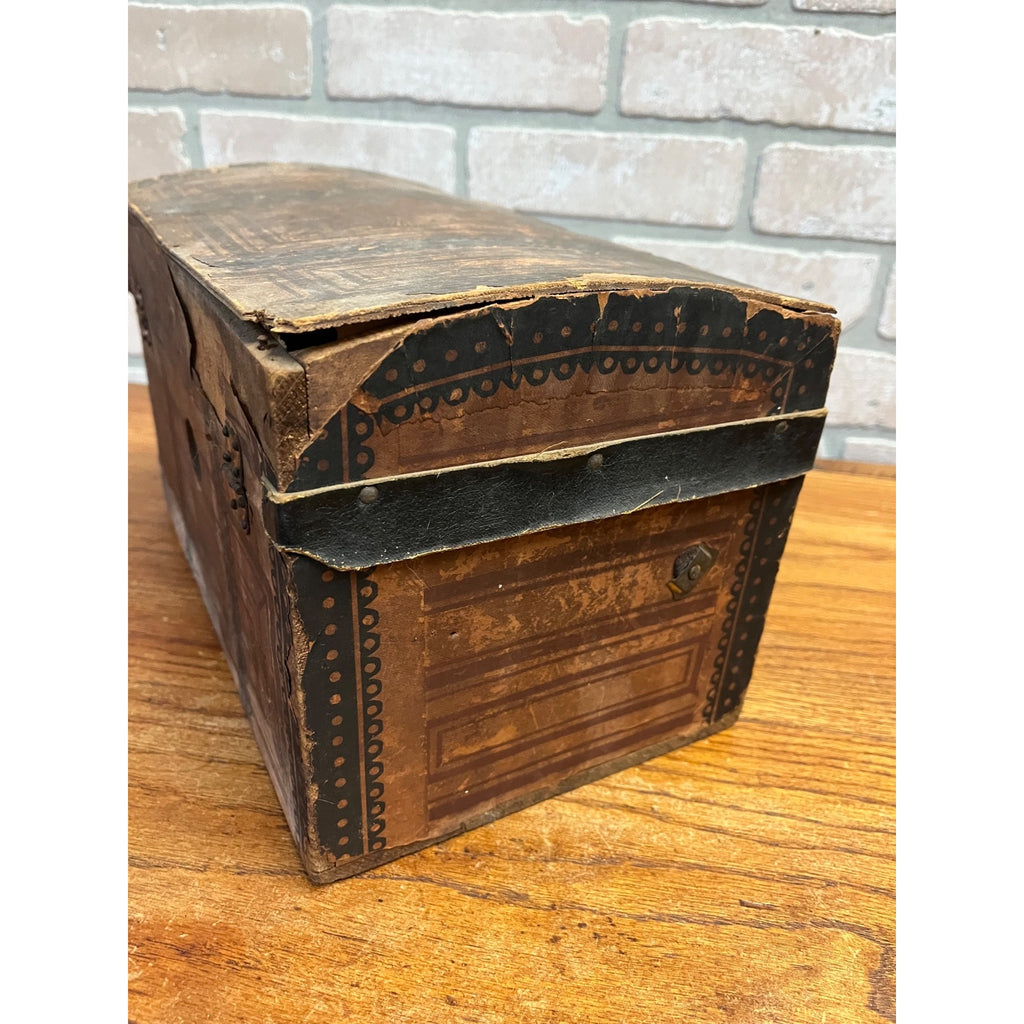 Antique Vintage Child's Trunk Steamer Paper Litho on Wood Doll Clothes Chest