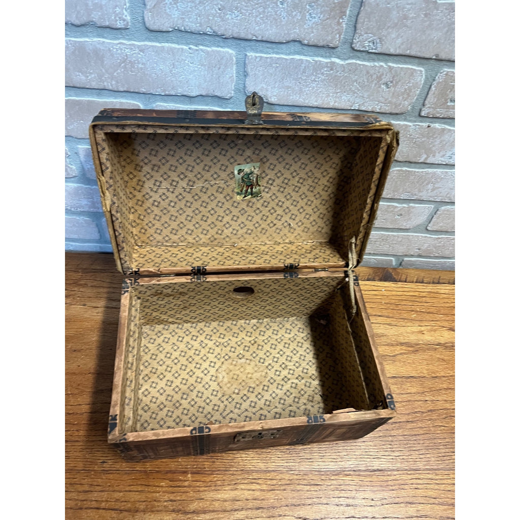 Antique Vintage Child's Trunk Steamer Paper Litho on Wood Doll Clothes Chest