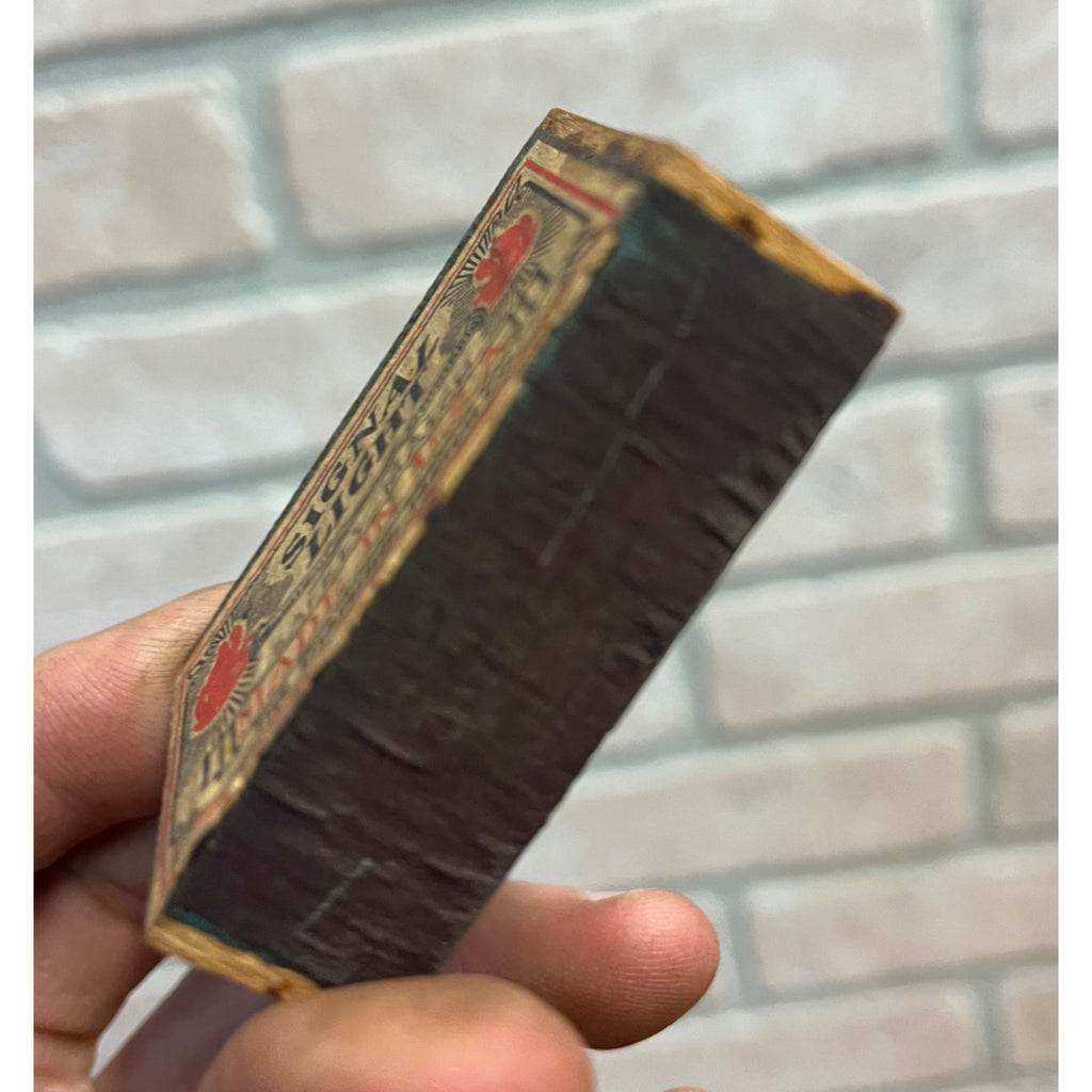 Vintage Signal Light Safety Match Box - Empty - The Diamond Match Company