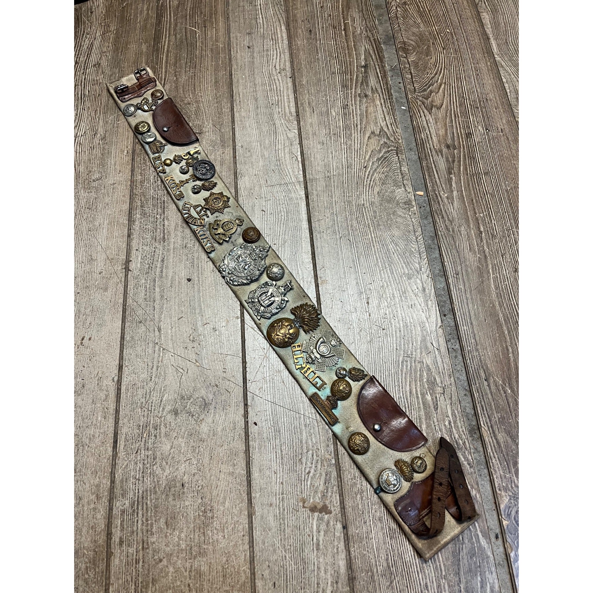 Original WW1 Hate Belt w/ 29 Badges Canvas British Commonwealth Military WWI
