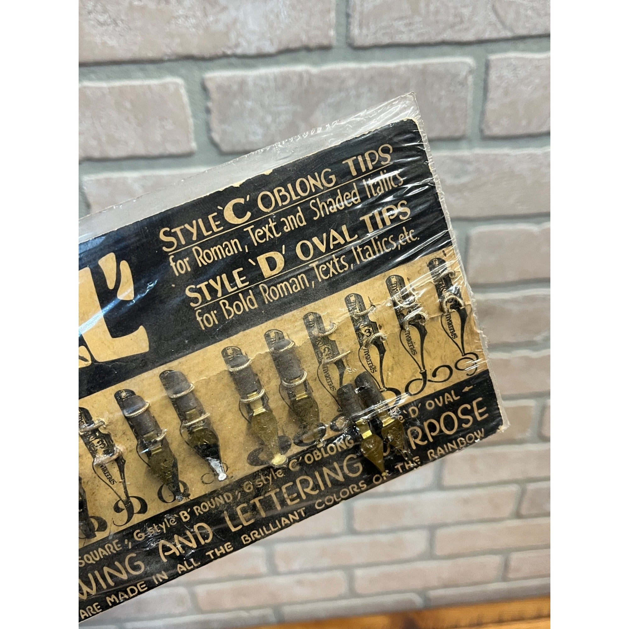 Vintage Calligraphy Speedball 24 Pen Nibs On Card Incomplete 1950s