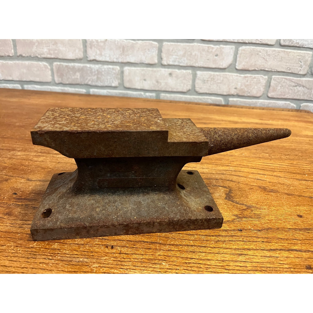 Antique Vintage Bench Anvil Tinsmith Machinist Jeweler Leather w/ Horn