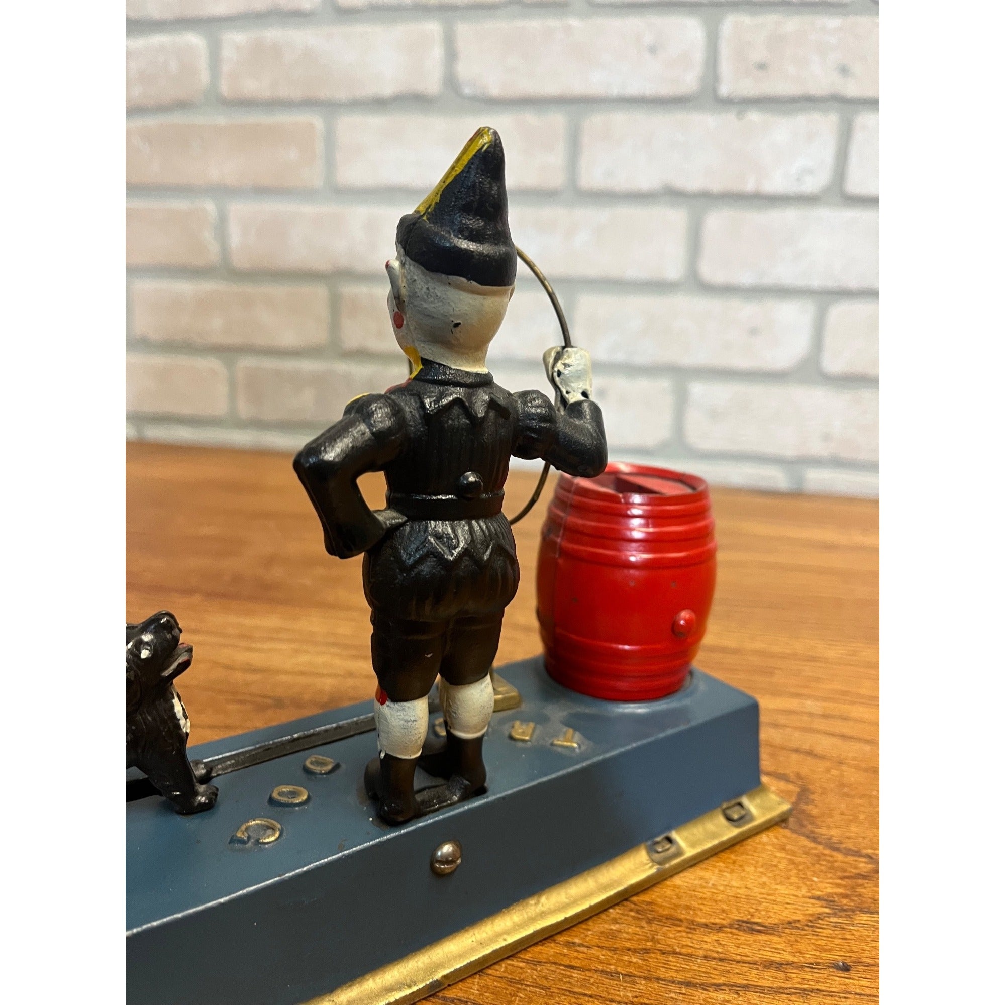 1930 Hubley Trick Dog Cast Iron Mechanical Coin Bank Jester Clown - Works