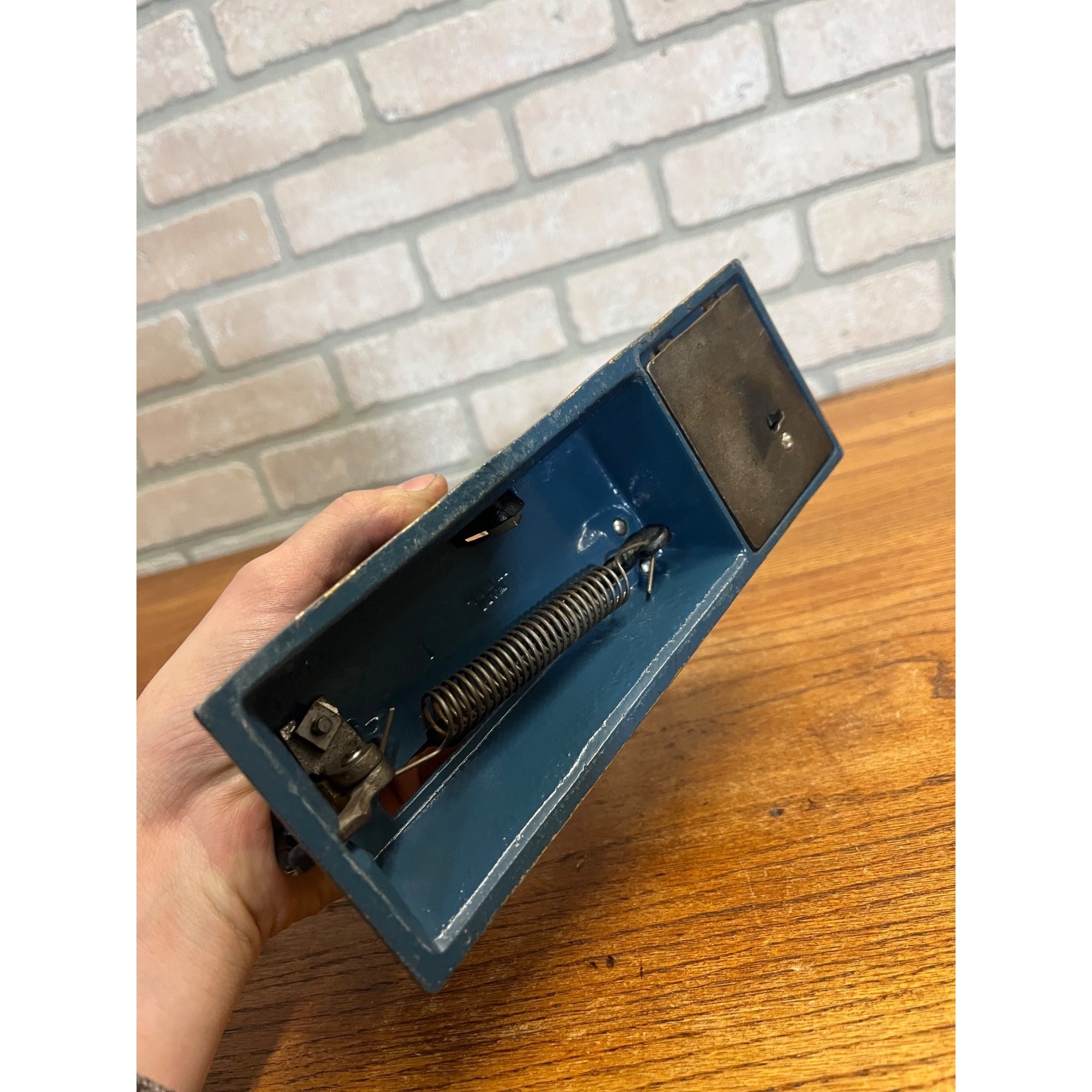 1930 Hubley Trick Dog Cast Iron Mechanical Coin Bank Jester Clown - Works