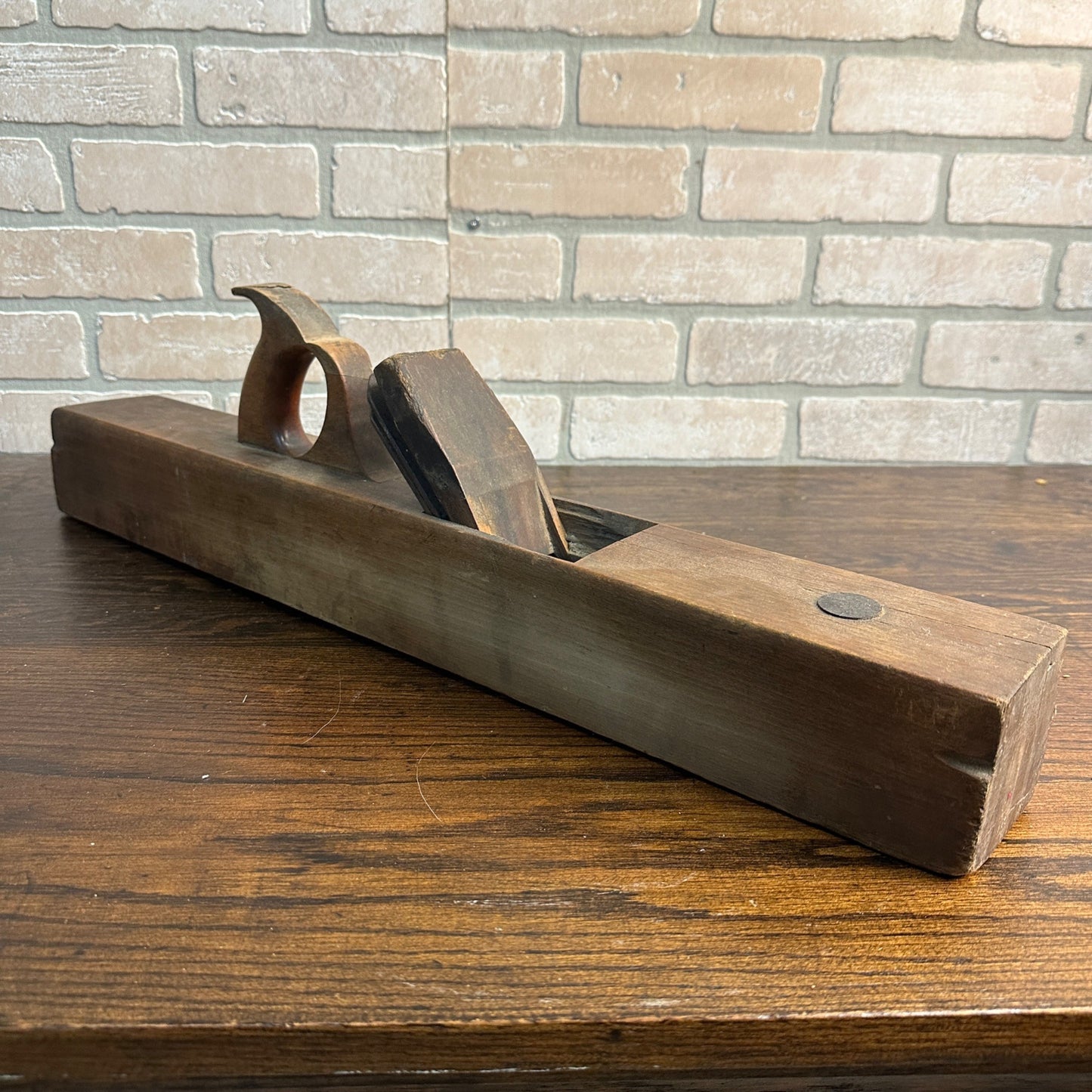 Antique Early 1900s Arrowmammett Works Large 25.5" Woodworking Plane Middletown CT