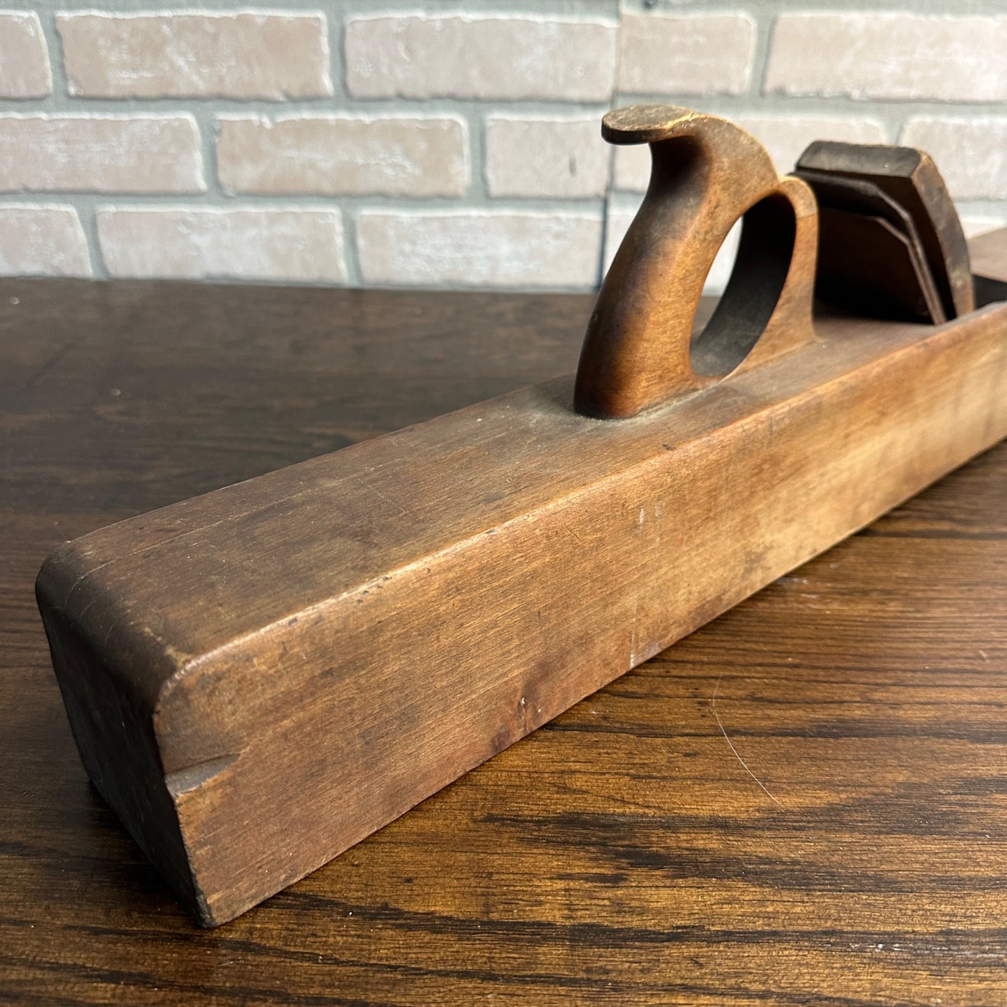 Antique Early 1900s Arrowmammett Works Large 25.5" Woodworking Plane Middletown CT