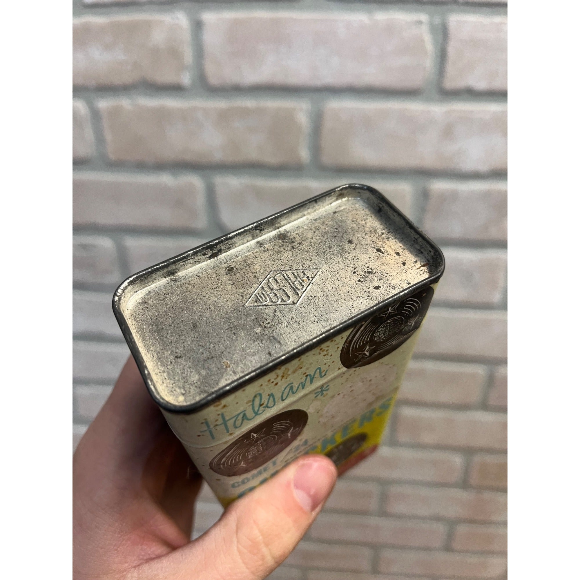 Vintage 1950s Halsam Comet Checkers Embossed Wood Unopened NOS Box Can