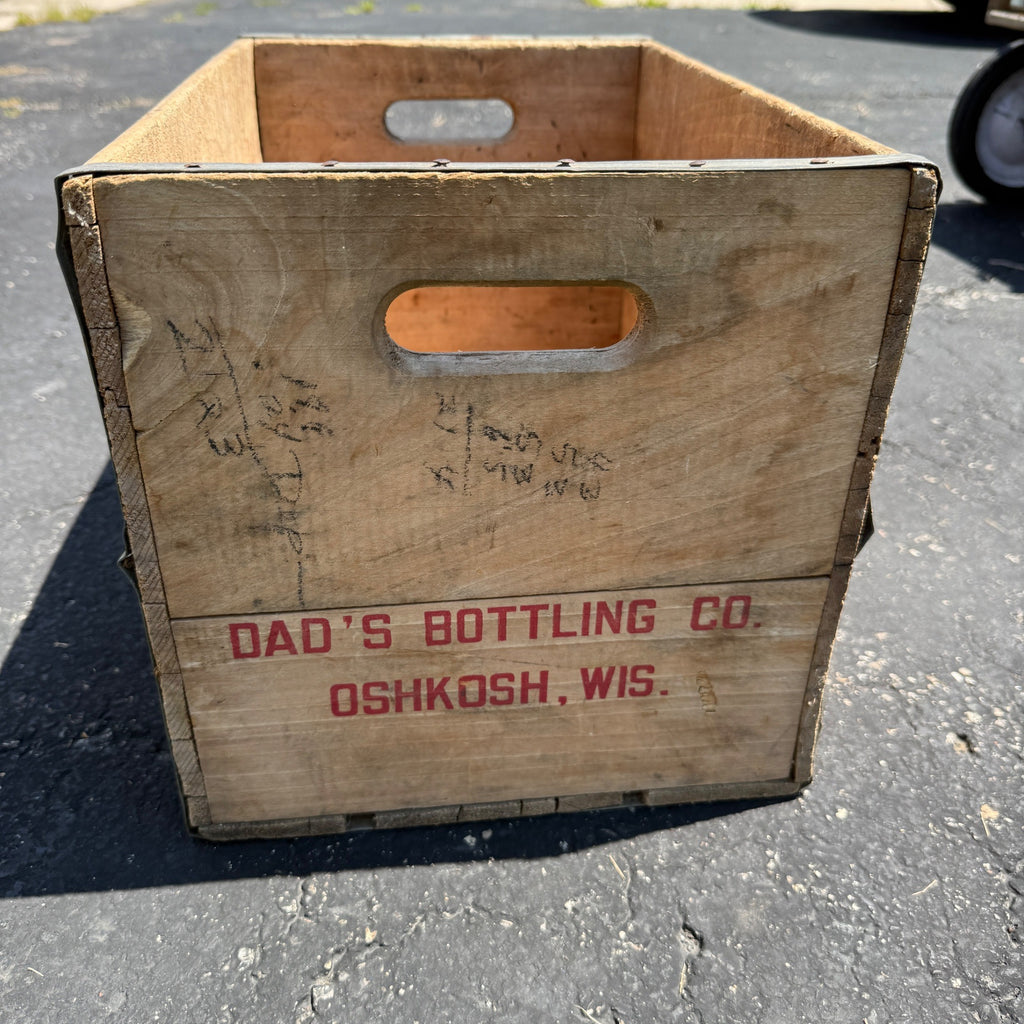 Vintage 3V Cola Vess Oshkosh Wis Soda Crate Carrier Beverages Dad's Bottling