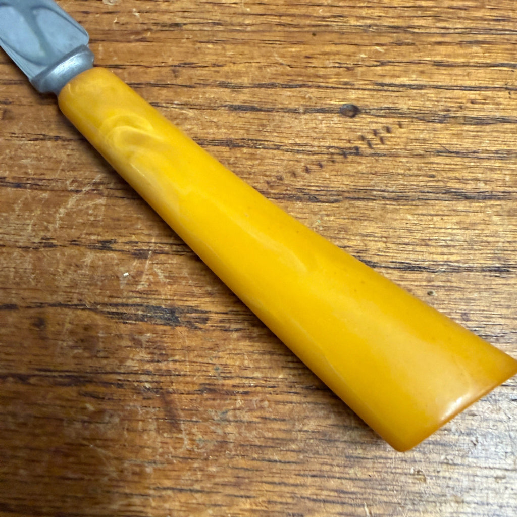 Single Burns Mfg Co Bakelite Handle Serrated Edge Stainless Steak Knife Knives