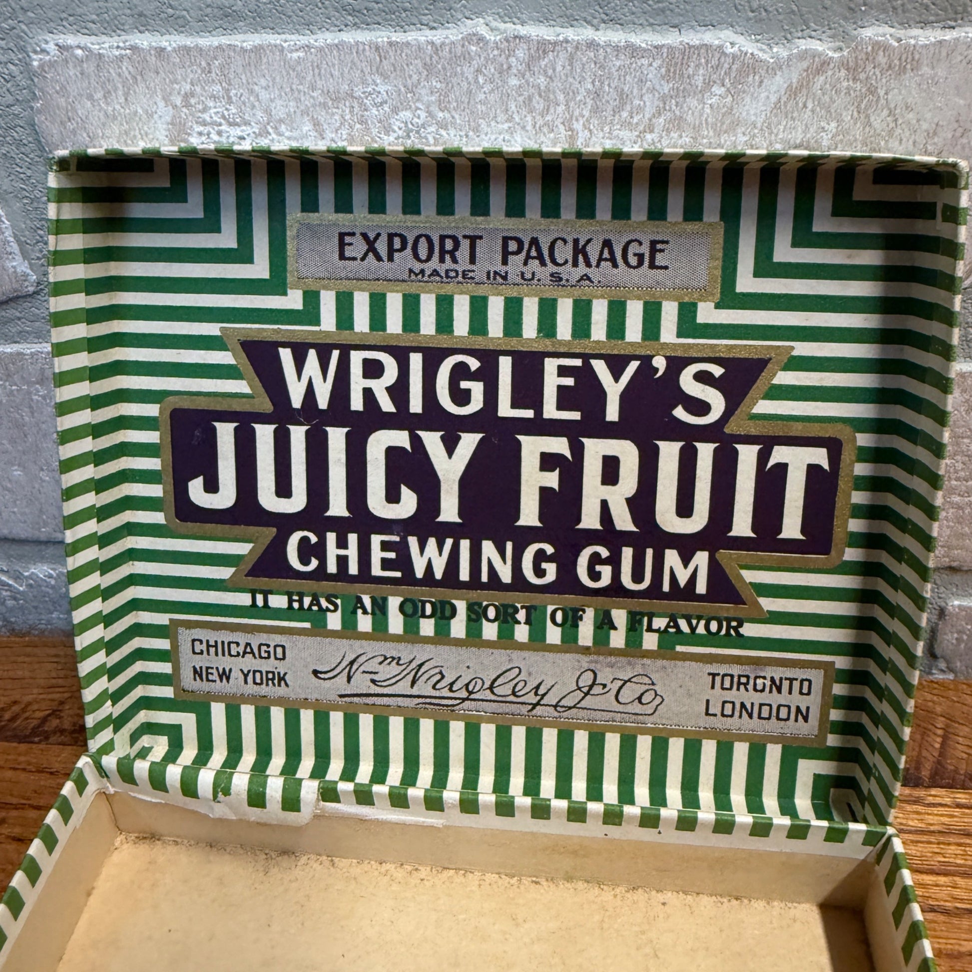 Vintage 1920's Wrigley's Juicy Fruit Gum Box Export Package Counter Display