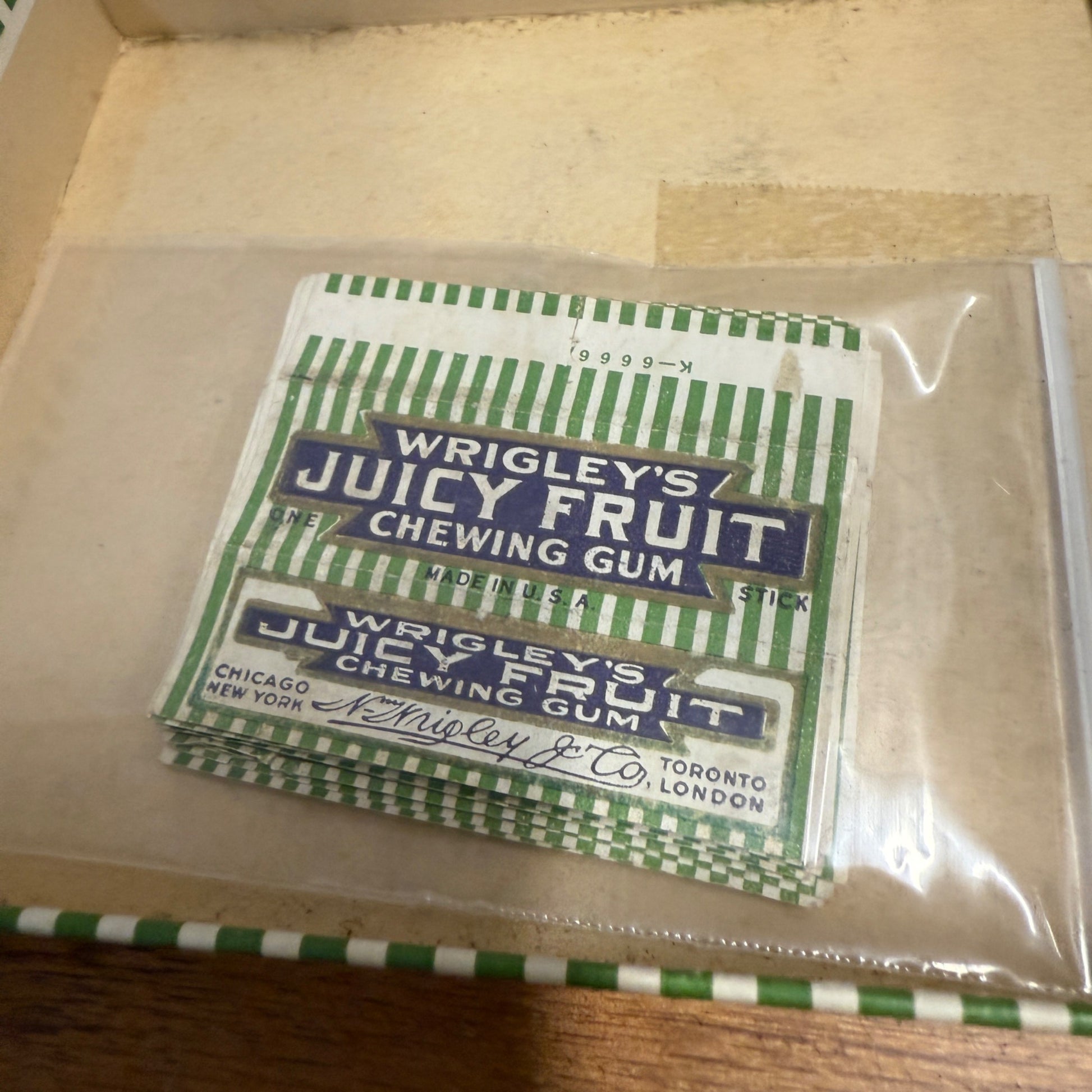 Vintage 1920's Wrigley's Juicy Fruit Gum Box Export Package Counter Display