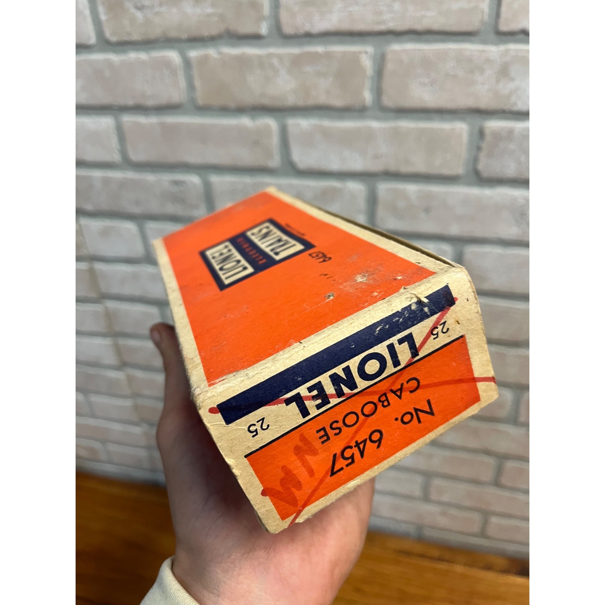 Vintage Postwar Lionel No. 6457 Brown Caboose Car w/ Box - O Gauge