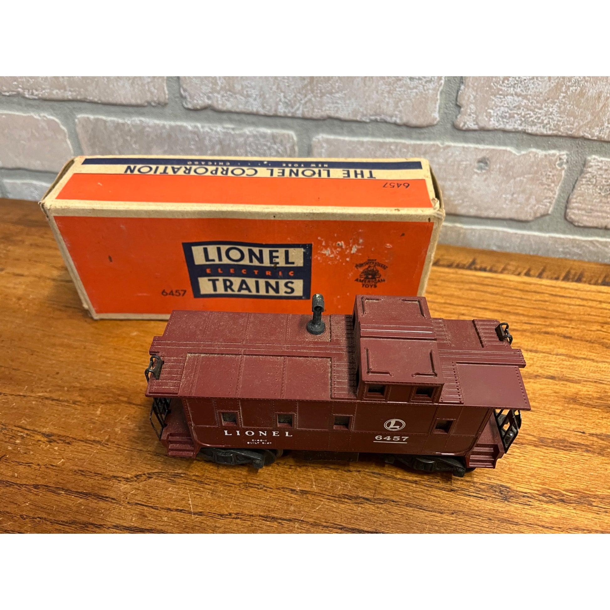 Vintage Postwar Lionel No. 6457 Brown Caboose Car w/ Box - O Gauge