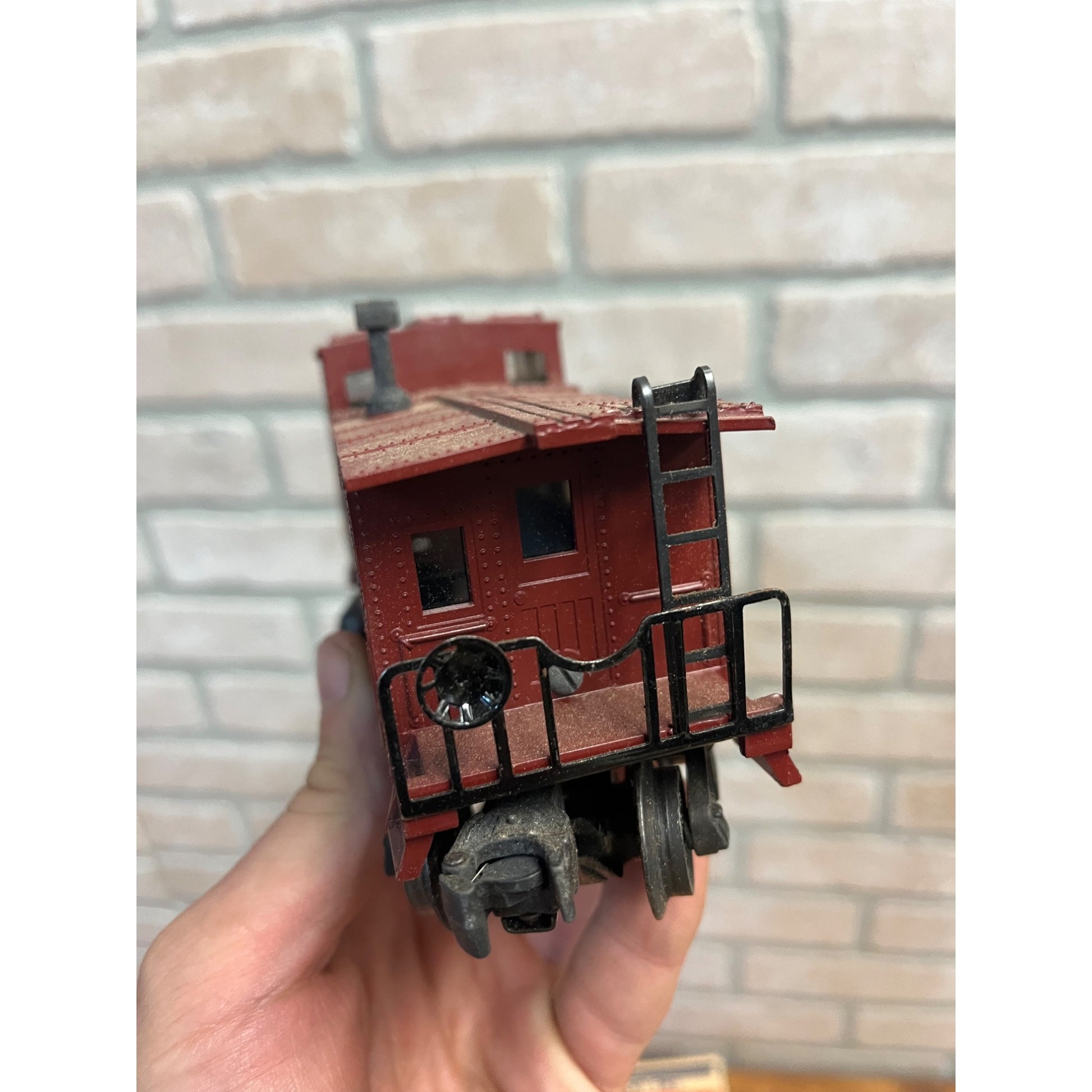 Vintage Postwar Lionel No. 6457 Brown Caboose Car w/ Box - O Gauge