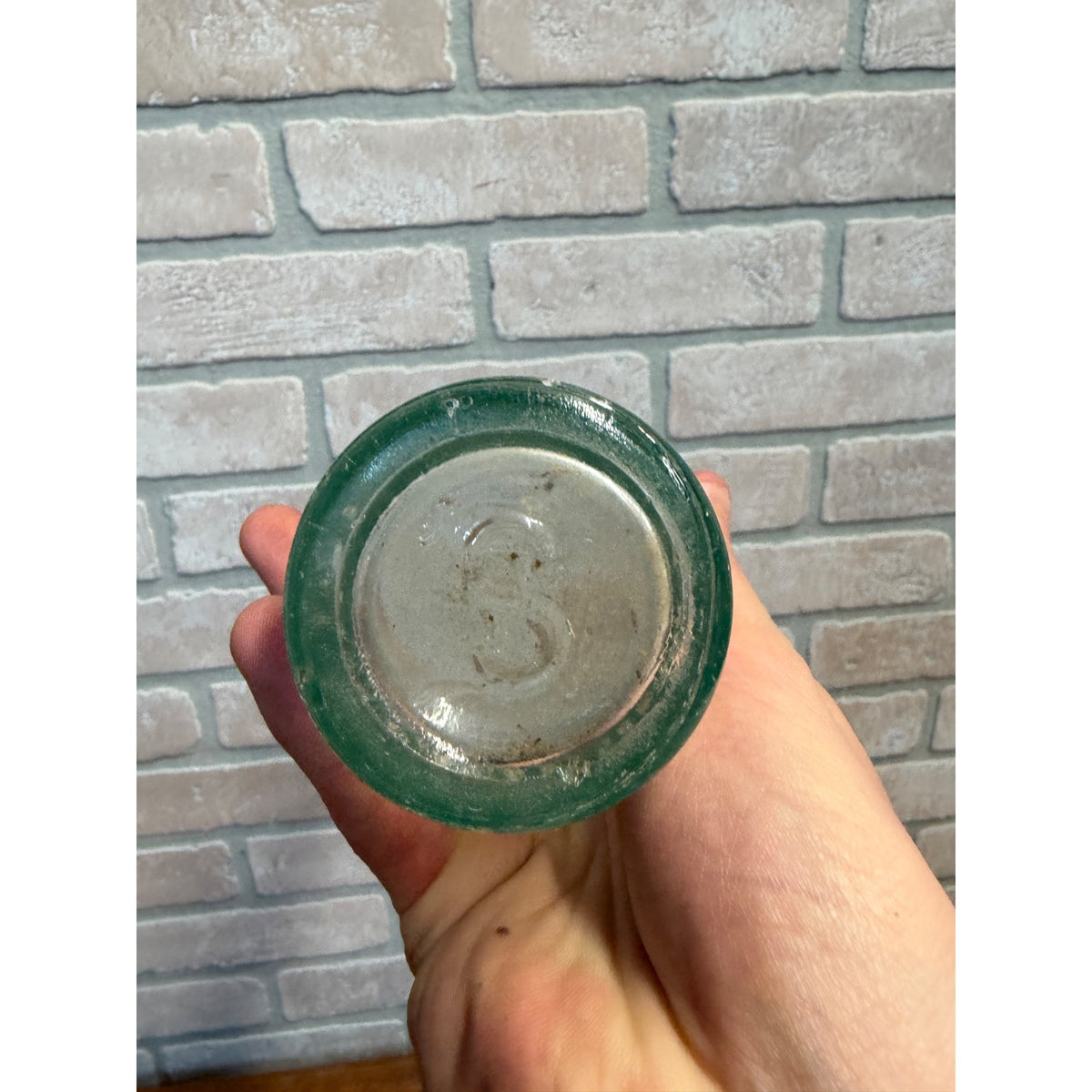 Schils Bros 1920's Pop Bottle Port Washington, Wisconsin Pop That's On Top