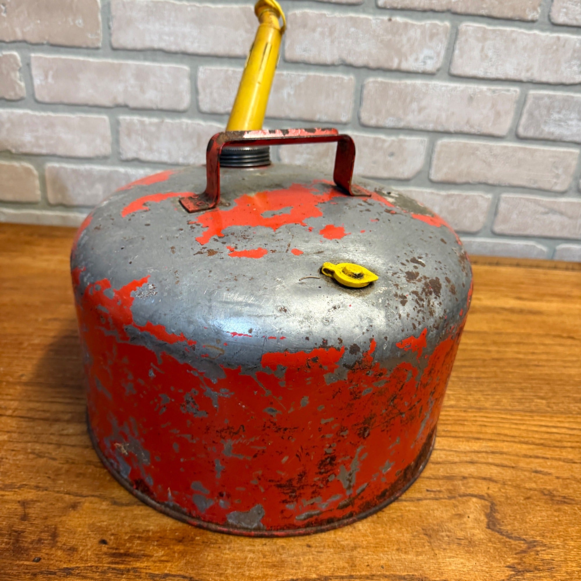 Vintage Lawn Boy 2 1/2 Gallon Metal Fuel Gas Gasoline Can As-Is