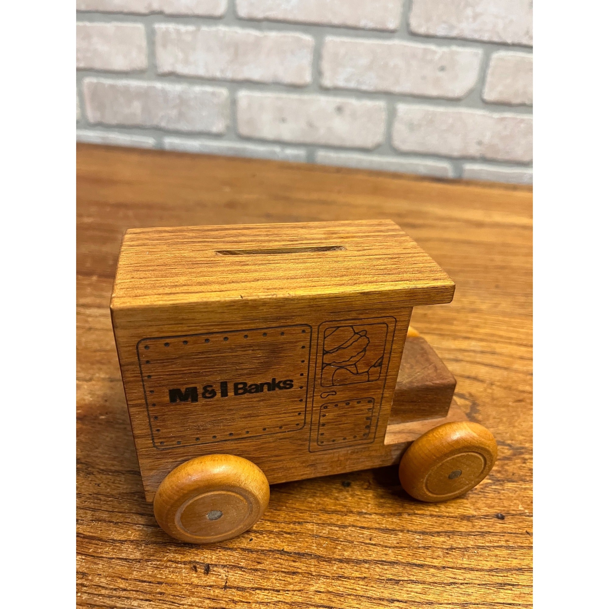 Vintage Wooden Delivery Truck Savings Bank M&I Banks 1980 Toystalgia Golden Valley, MN. Piggy Bank