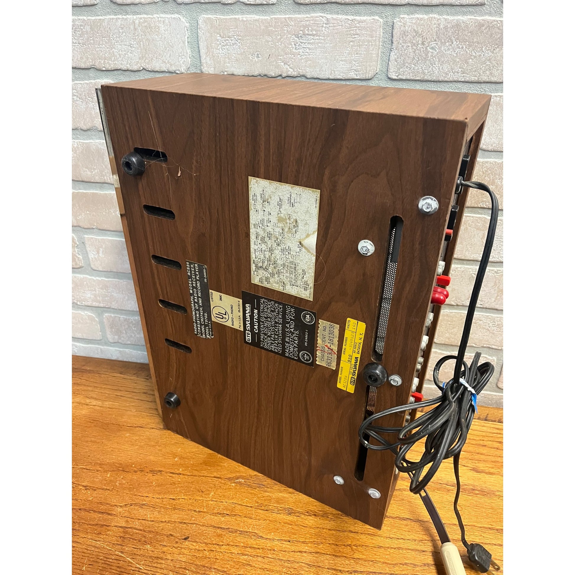 Vintage Sylvania Stereo Receiver Model Cr-2742 Tested Working Very Nice