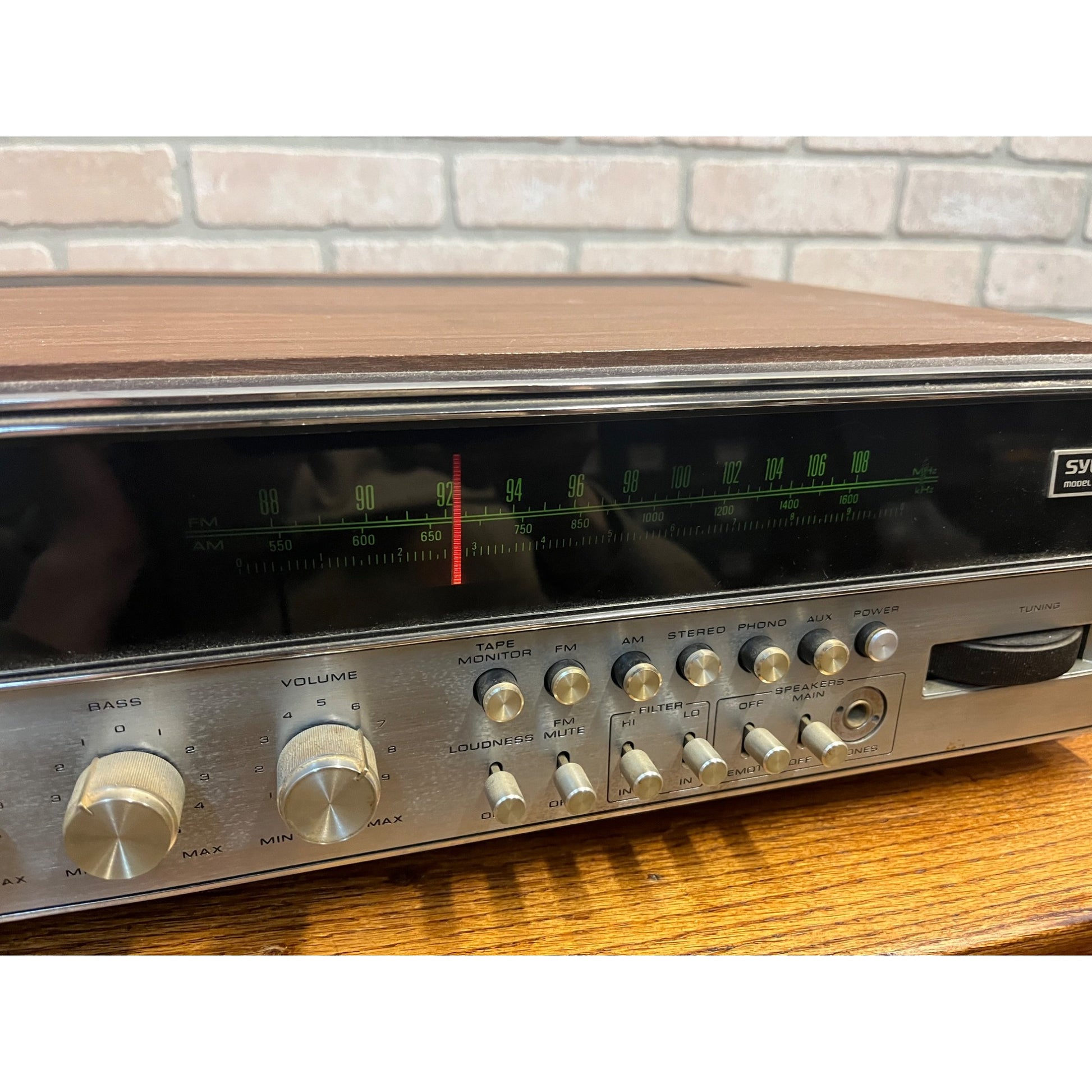 Vintage Sylvania Stereo Receiver Model Cr-2742 Tested Working Very Nice