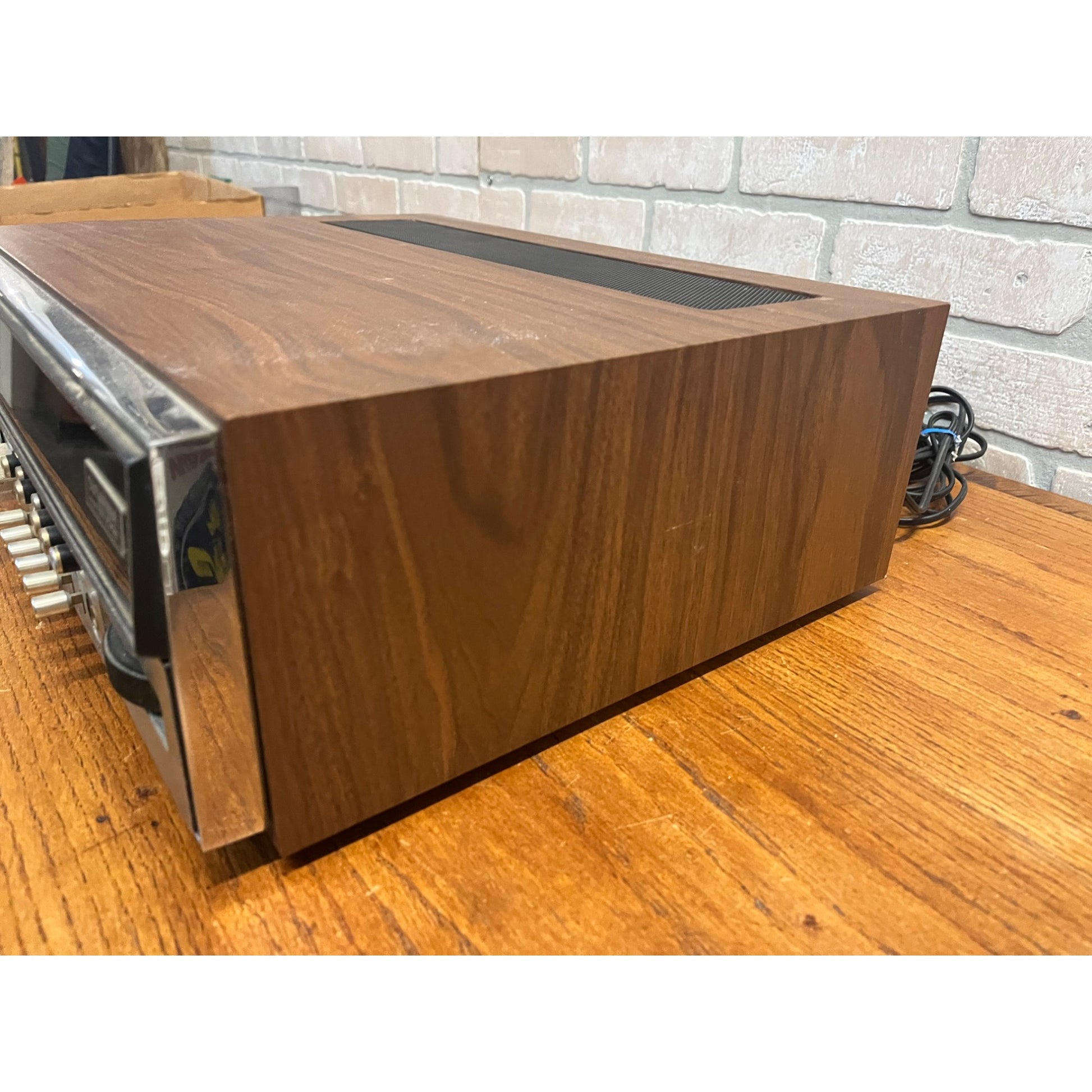 Vintage Sylvania Stereo Receiver Model Cr-2742 Tested Working Very Nice