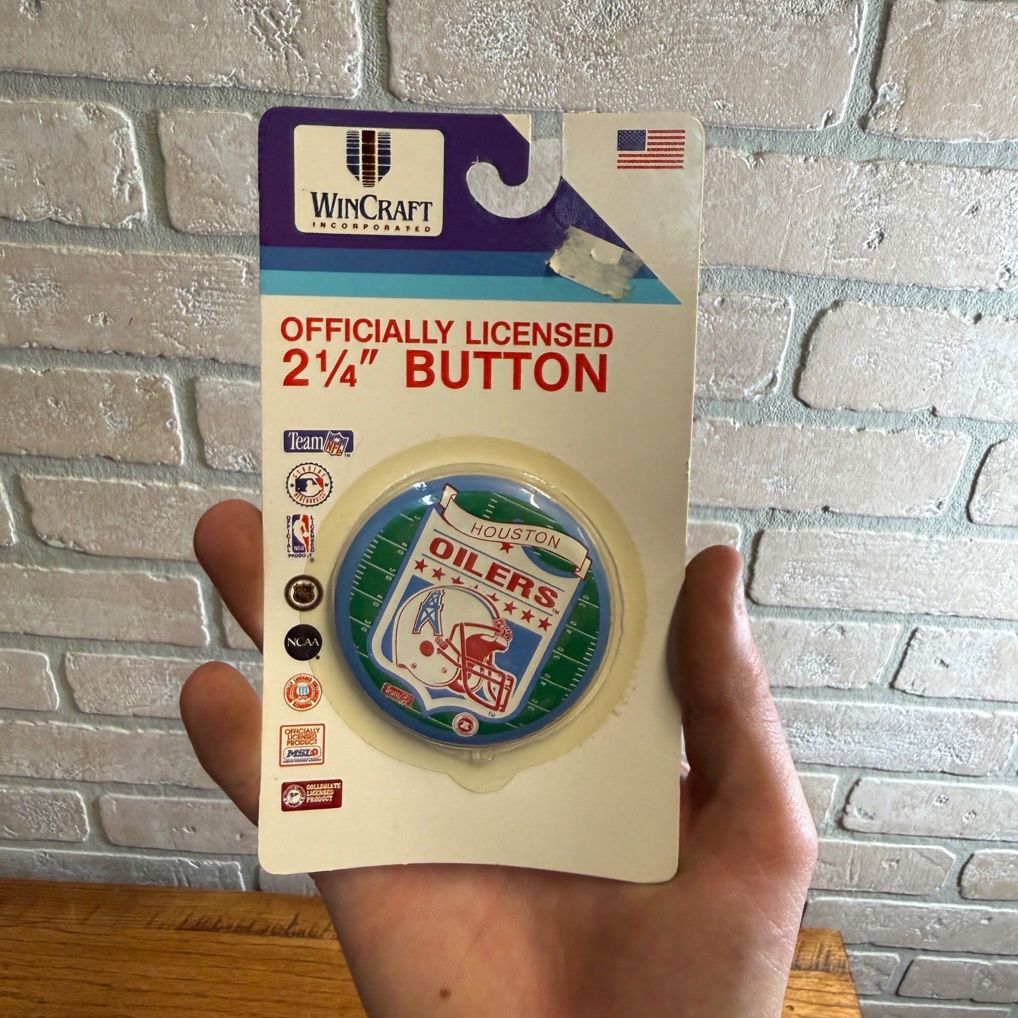 HOUSTON OILERS Vintage Button Pin Badge WINCRAFT 2 1/4" NIP Official Licensed