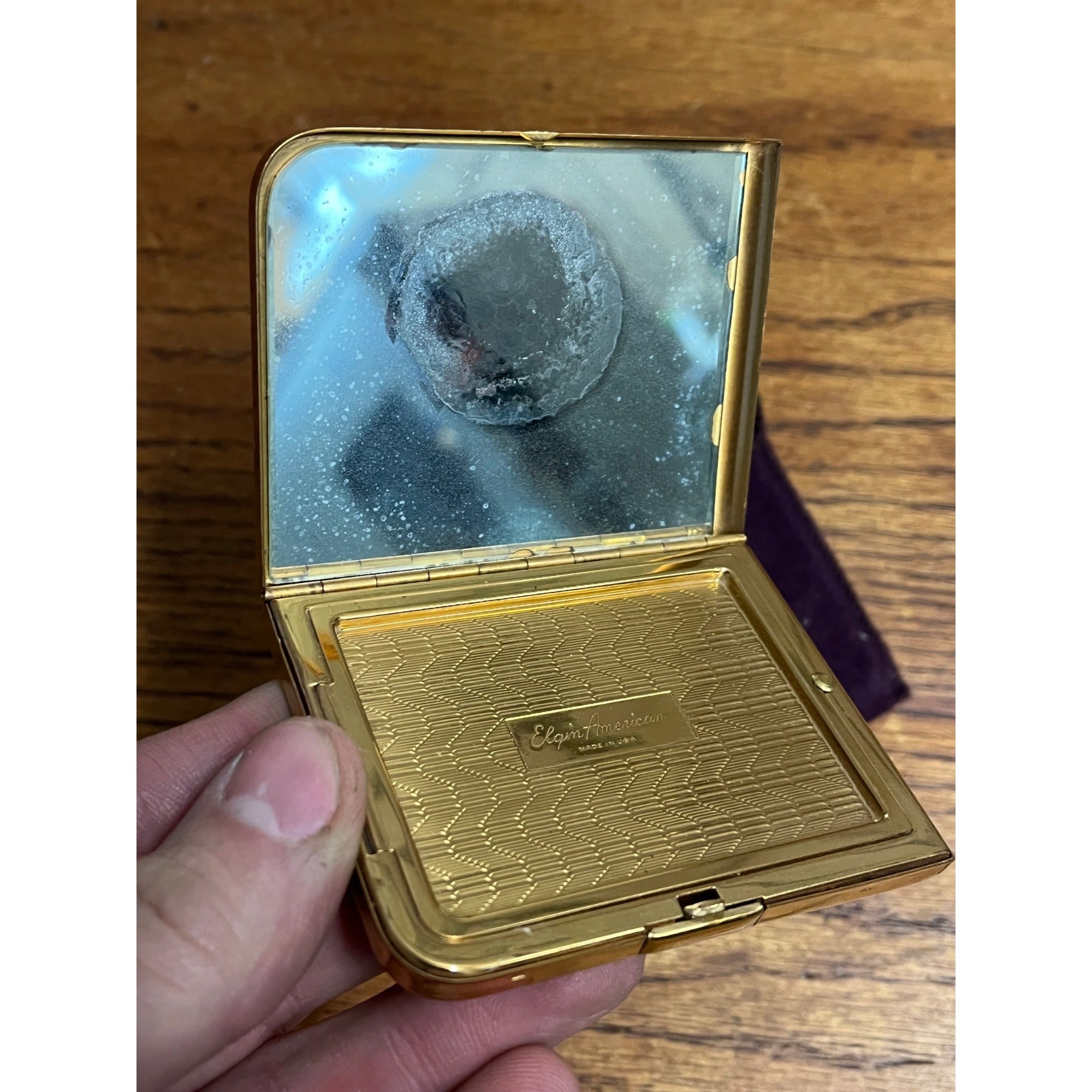 Vintage Elgin Americana Powder Compact Mirror Mid-Century Gold-Tone Floral Leaf