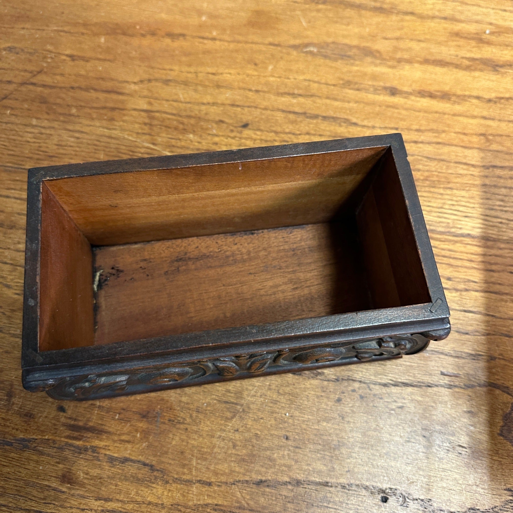 Antique 1920s Kopriwa Co Chicago IL Carved Mahogany Wood Humidor Cigar Box