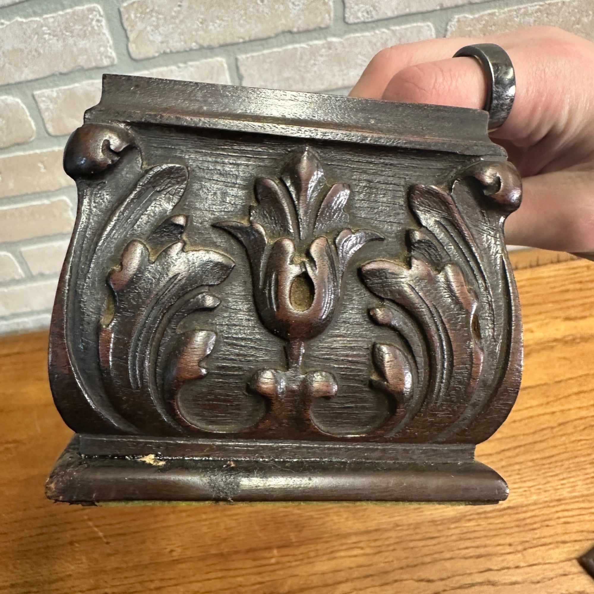 Antique 1920s Kopriwa Co Chicago IL Carved Mahogany Wood Humidor Cigar Box