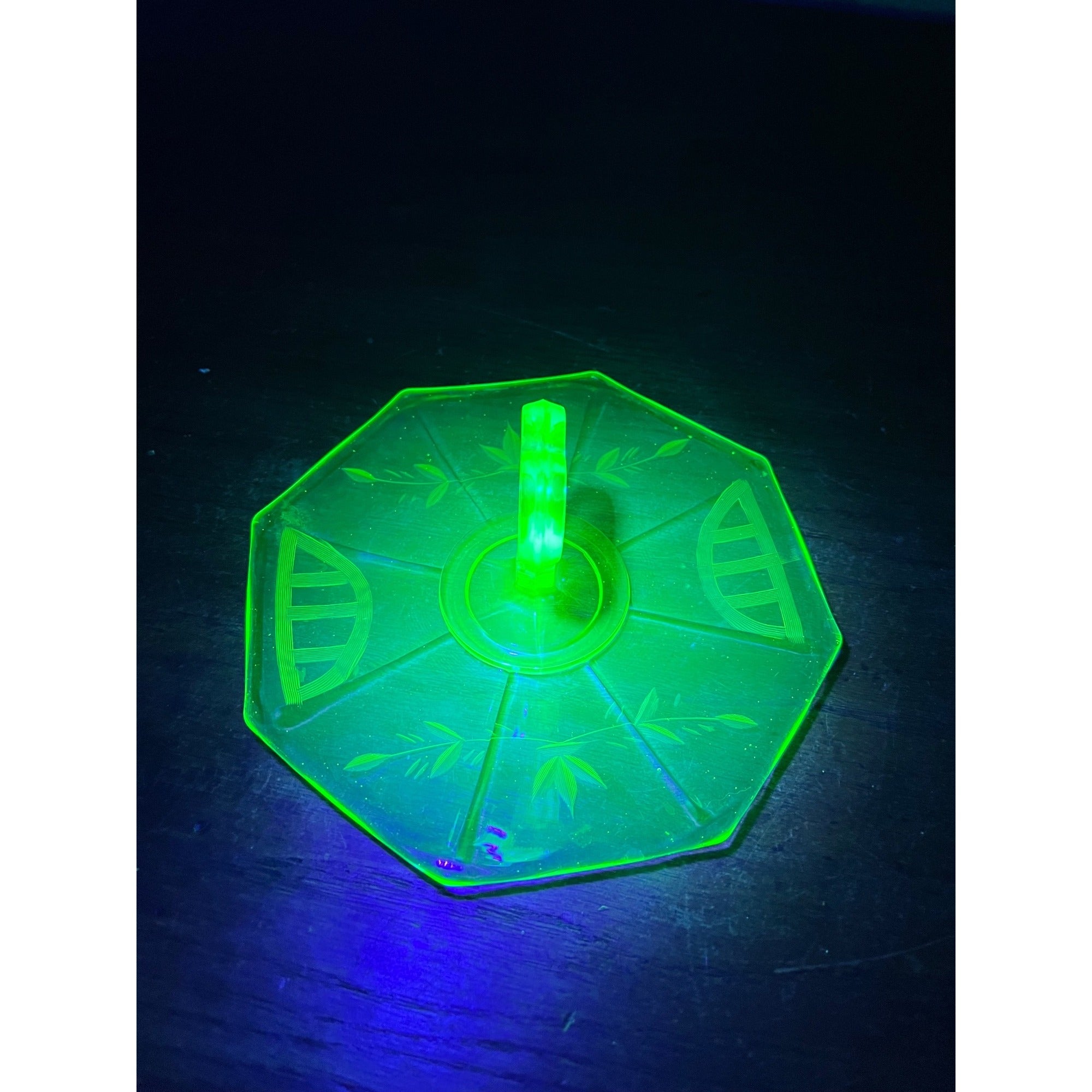 Green Depression Tidbit Plate Heart Handle etched Glows Uranium 6 1/2"