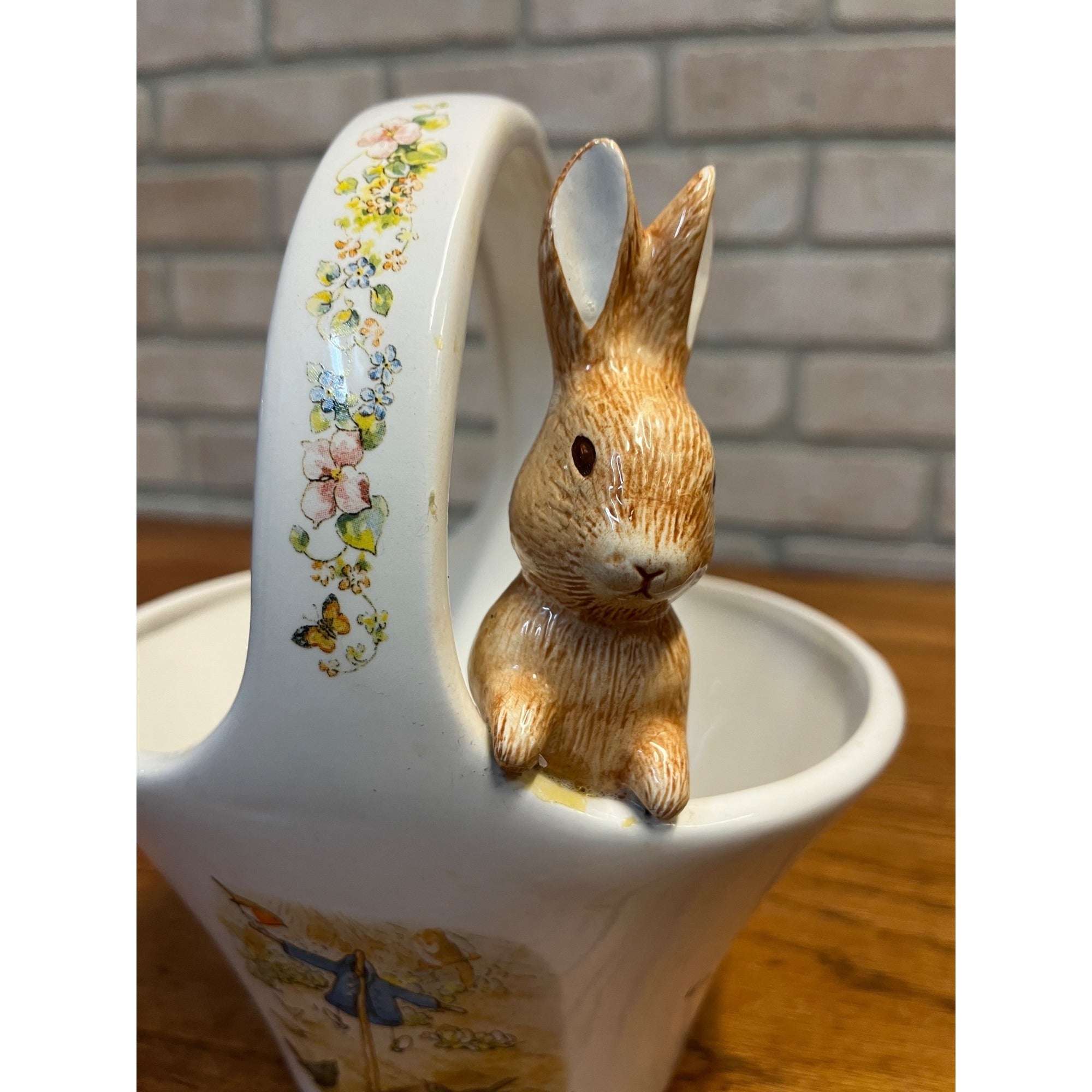 Vintage Peter Rabbit Basket Beatrix Potter 1998 Ceramic Teleflora